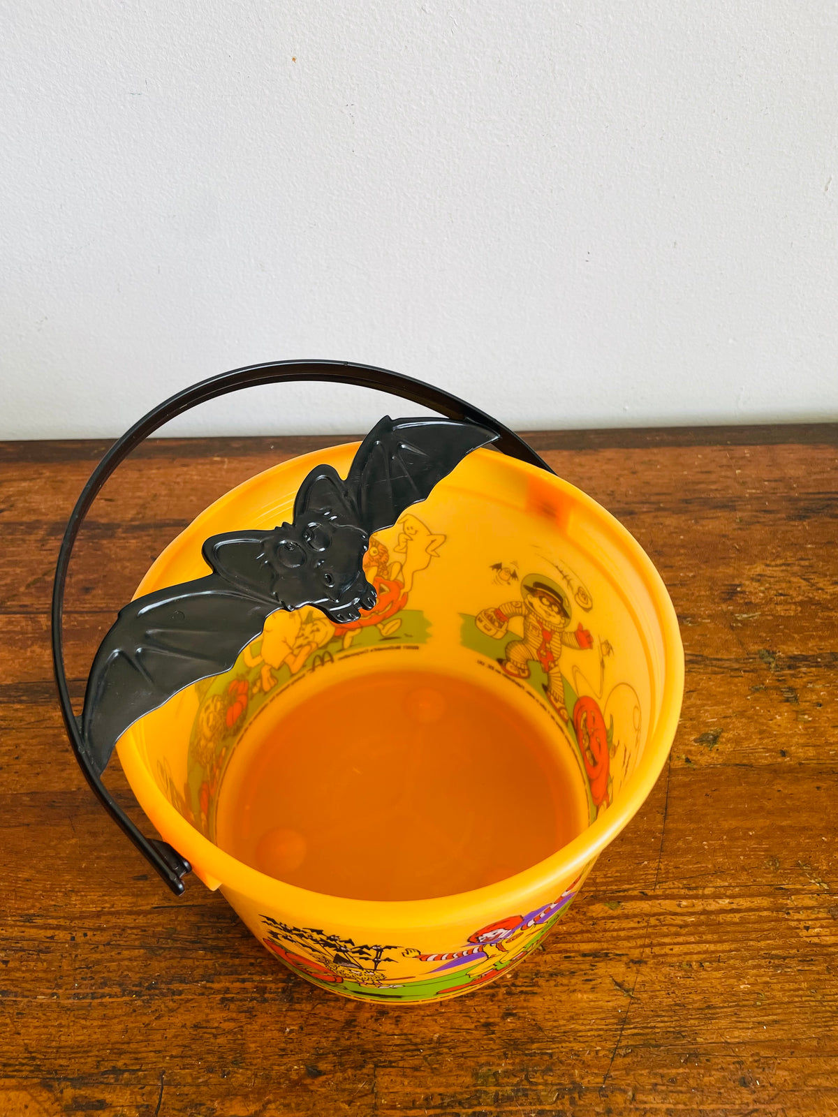 Vintage 2001 McDonald's Orange Plastic Trick or Treat Halloween Bucket with Bat Handle #2