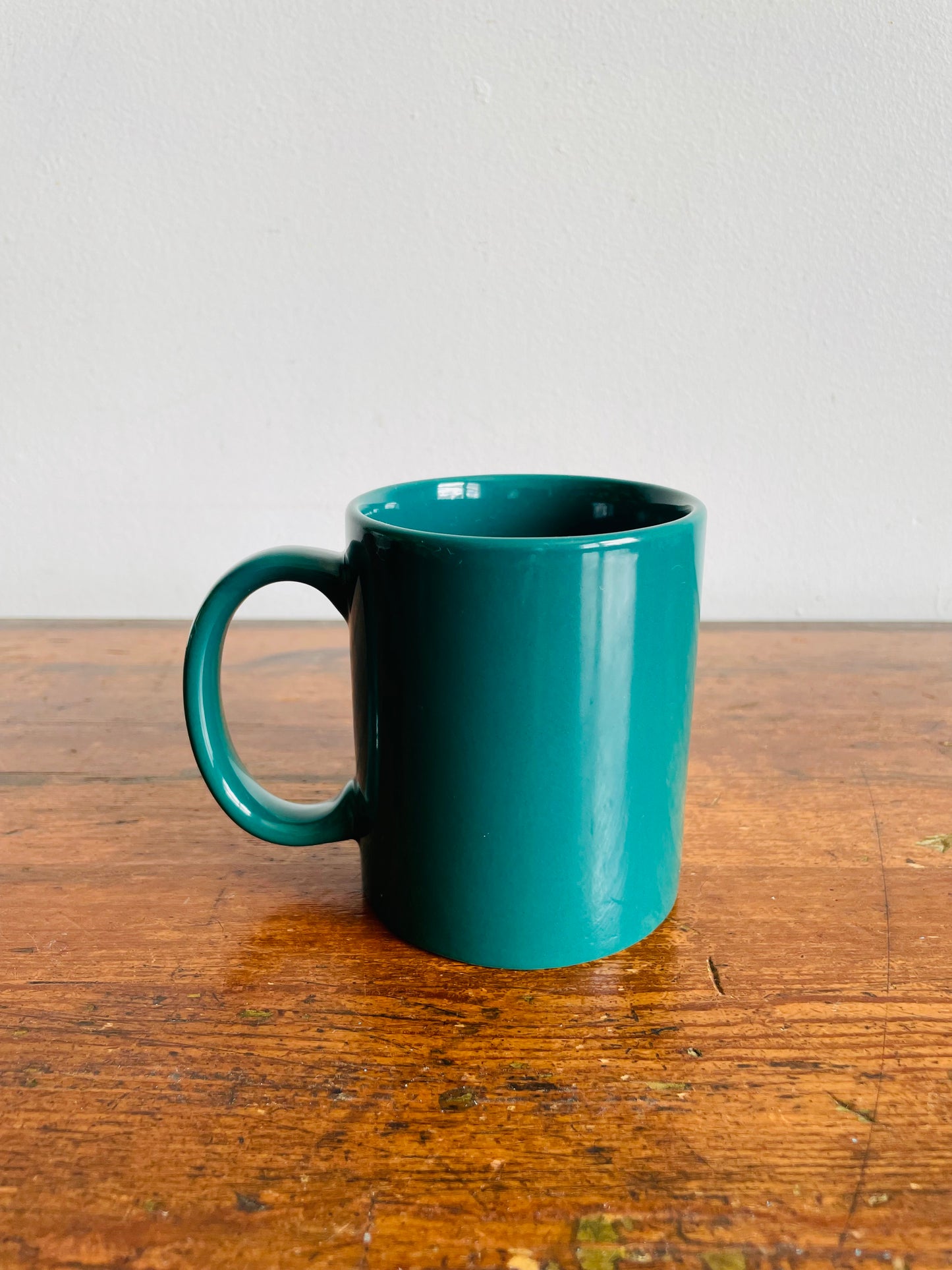 Green Texas Mug with Gold Longhorn Cow Graphic