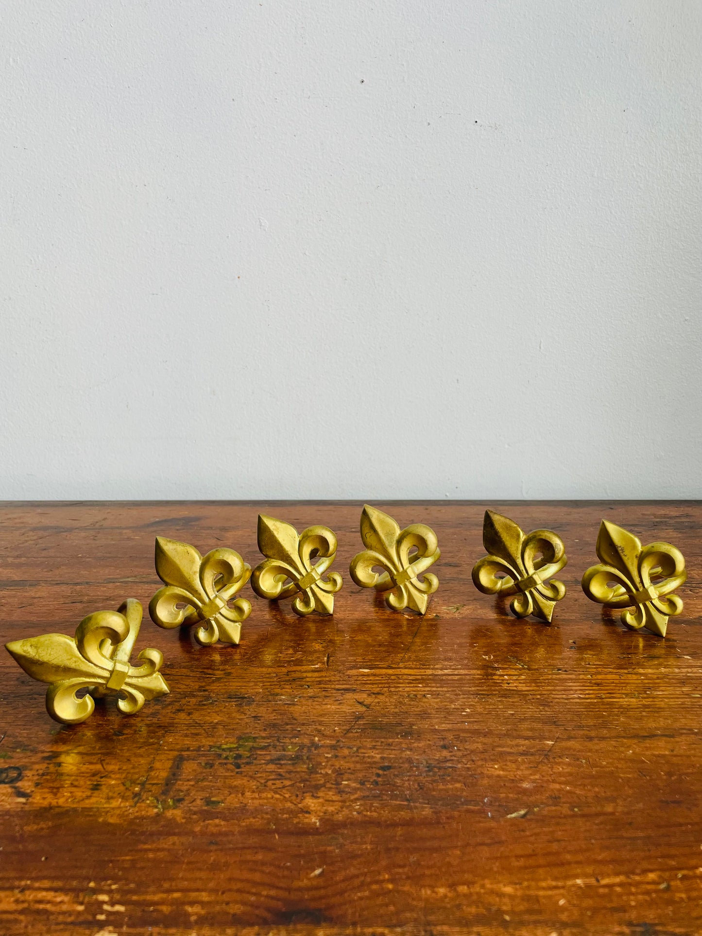 Vintage Brass Fleur de Lis / Lys Napkin Ring Holders - Set of 6