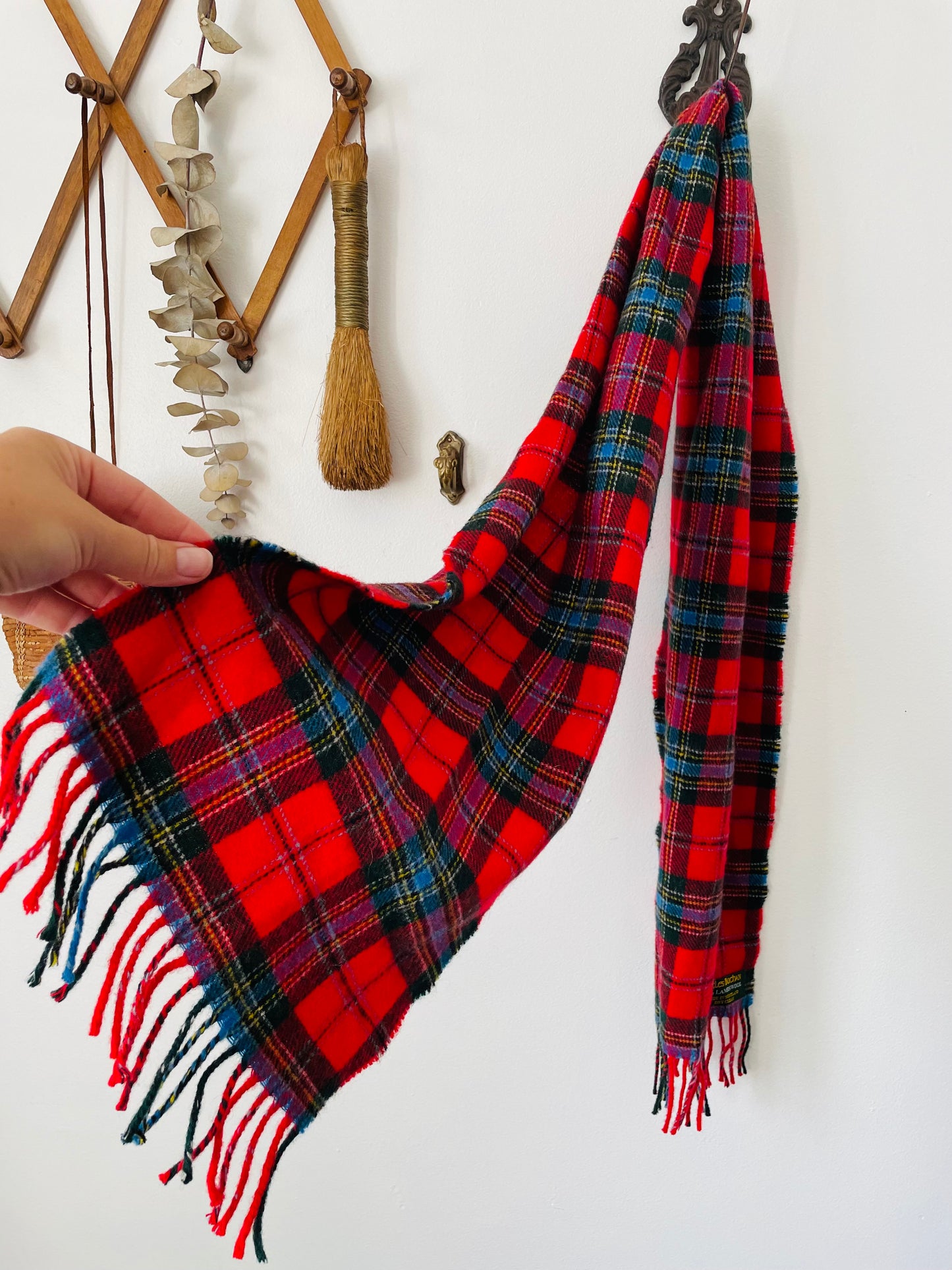 Vintage Ingles Buchan 100% Lambswool Red Tartan Plaid Scarf - Made in Scotland