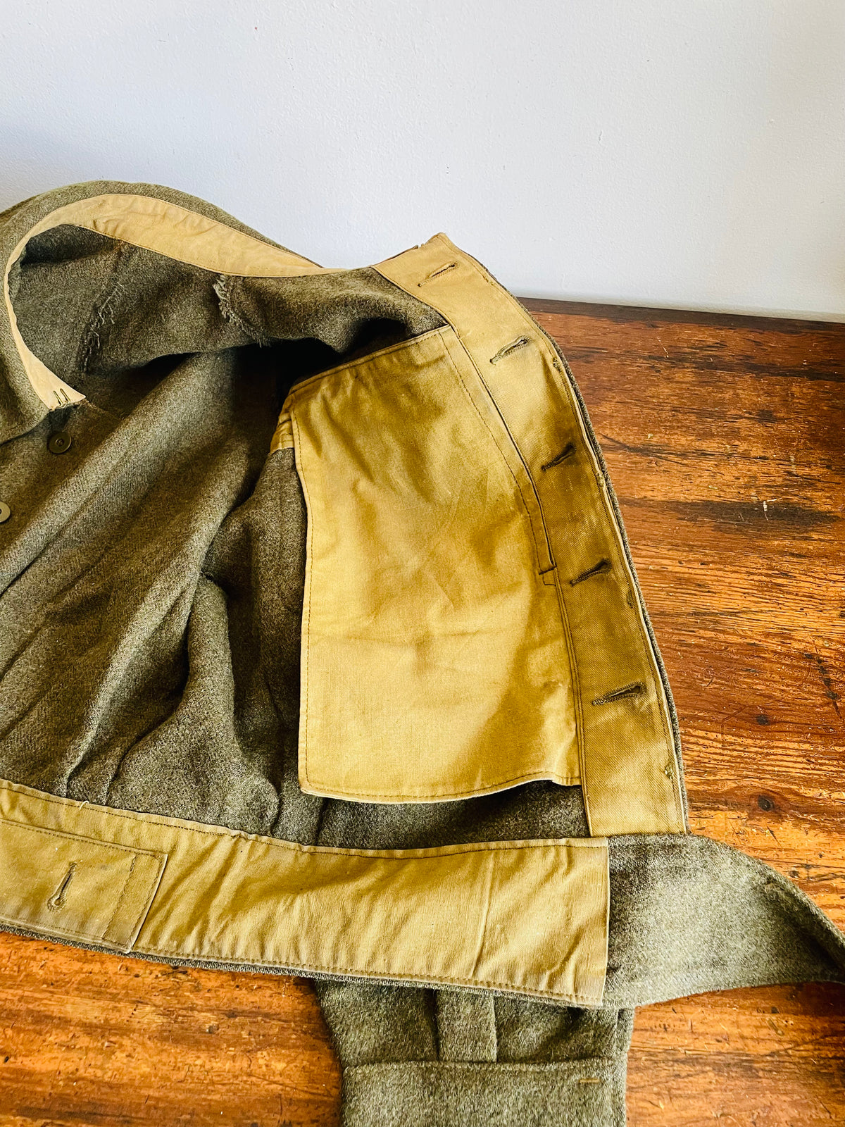 Vintage WW2 1943 Battle Dress Blouse Serge Wool Shirt - Size 6 - 8 LAA RCA - 8th Light Anti-Aircraft Regiment - Royal Canadian Artillery - Made by Hyde Park Clothes Limited Montreal
