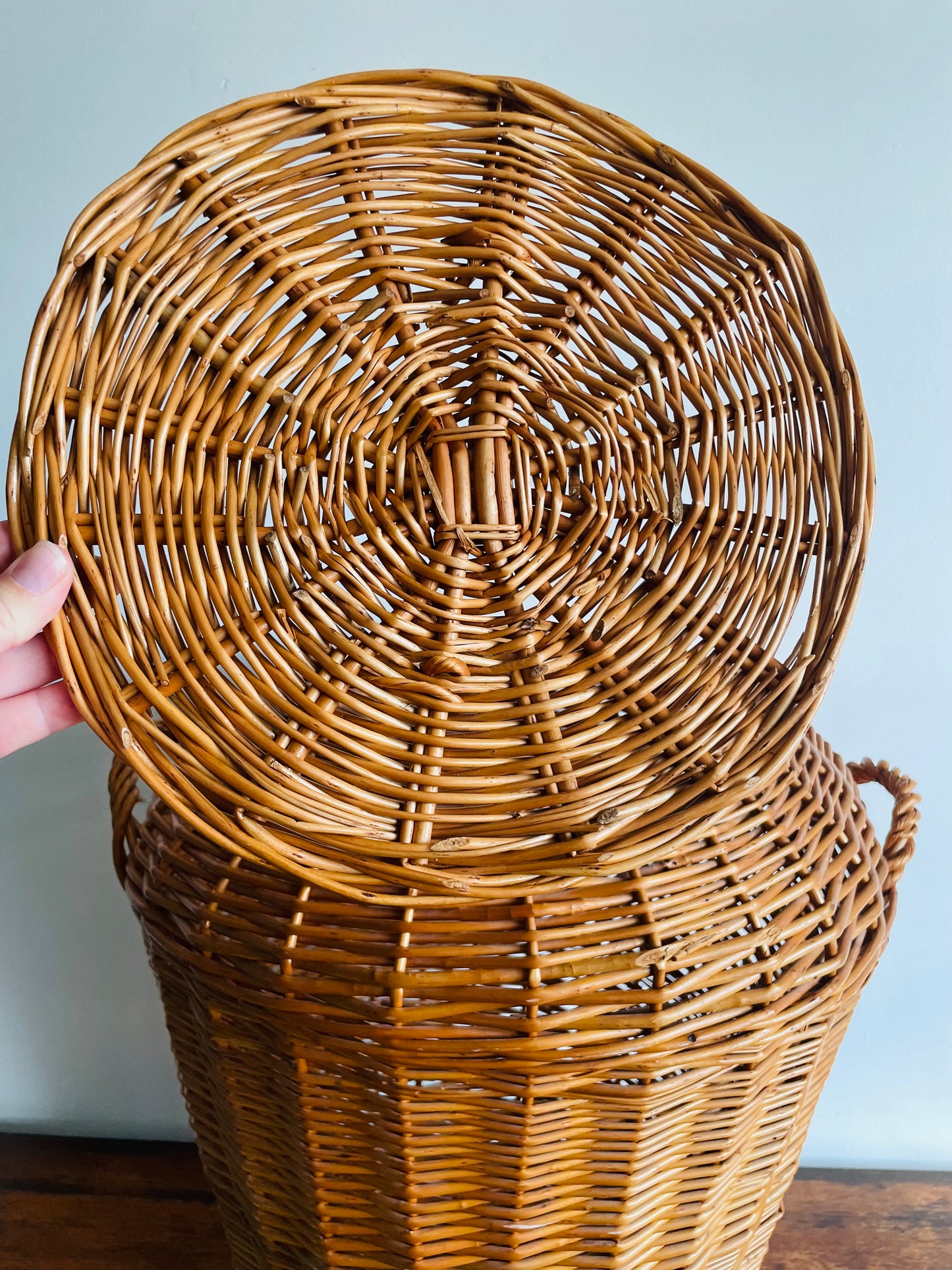 Tall Wicker Laundry Basket Hamper with Lid & Handles