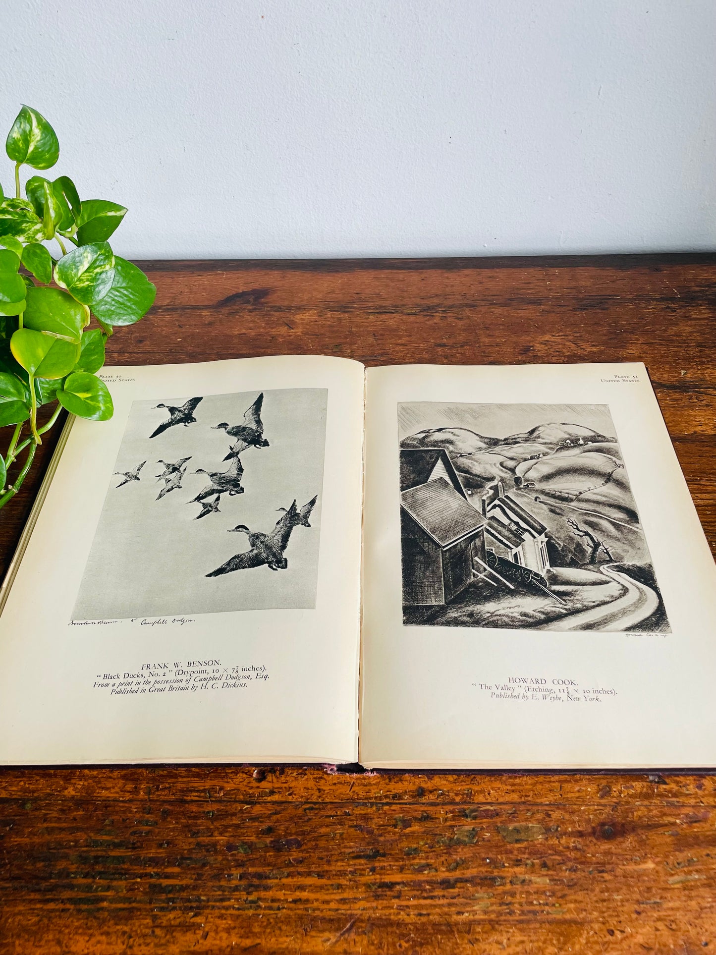 Vintage Etchings of Today Hardcover Art Book with 120 Plate Photogravure Pictures (1930s) Printed & Engraved in Great Britain by Herbert Reiach Ltd.