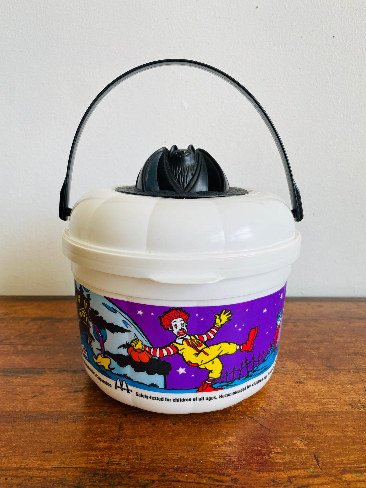 Vintage 1999 McDonald's White Plastic Trick or Treat Halloween Bucket with Bat Lid