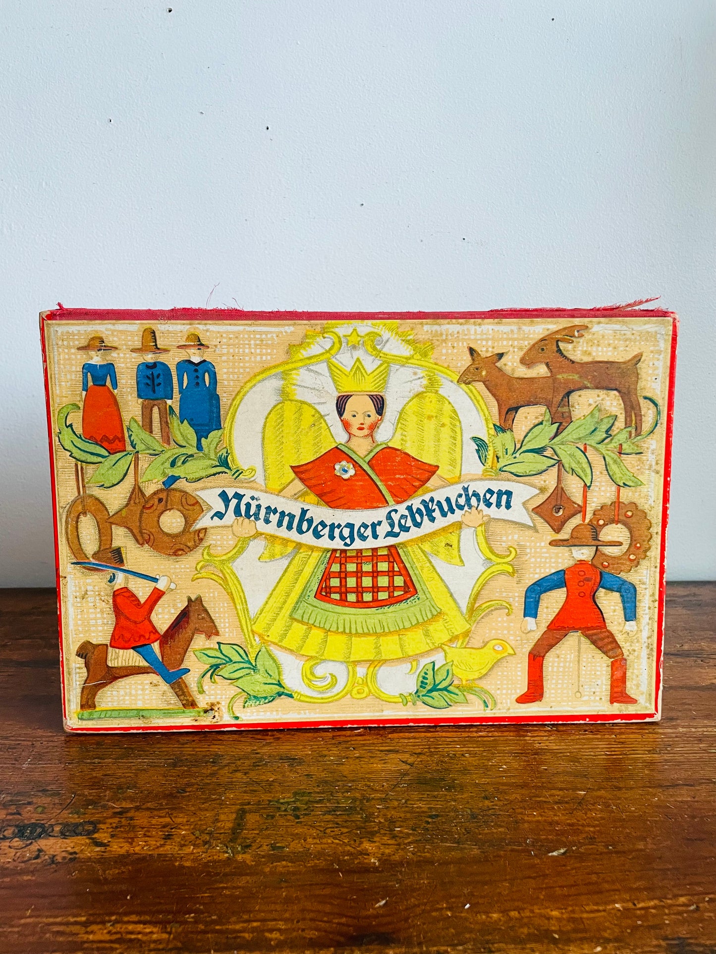 Vintage German Gingerbread Wood Cookie Box with Lid & Bright Illustrations - Haeberlein-Metzger - Nürnberger Lebkuchen