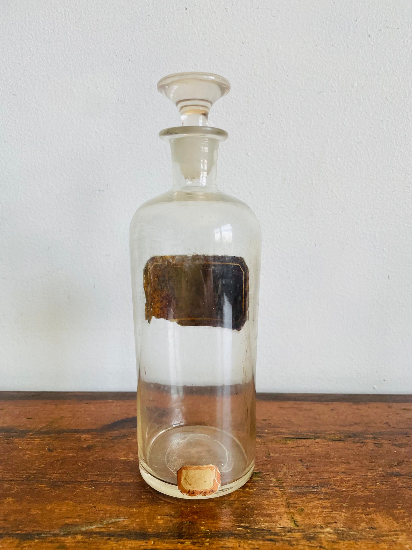 Antique Pharmacy Apothecary Hand Blown Clear Glass Bottle with Lid & Gold Label - Ol. Hedeom