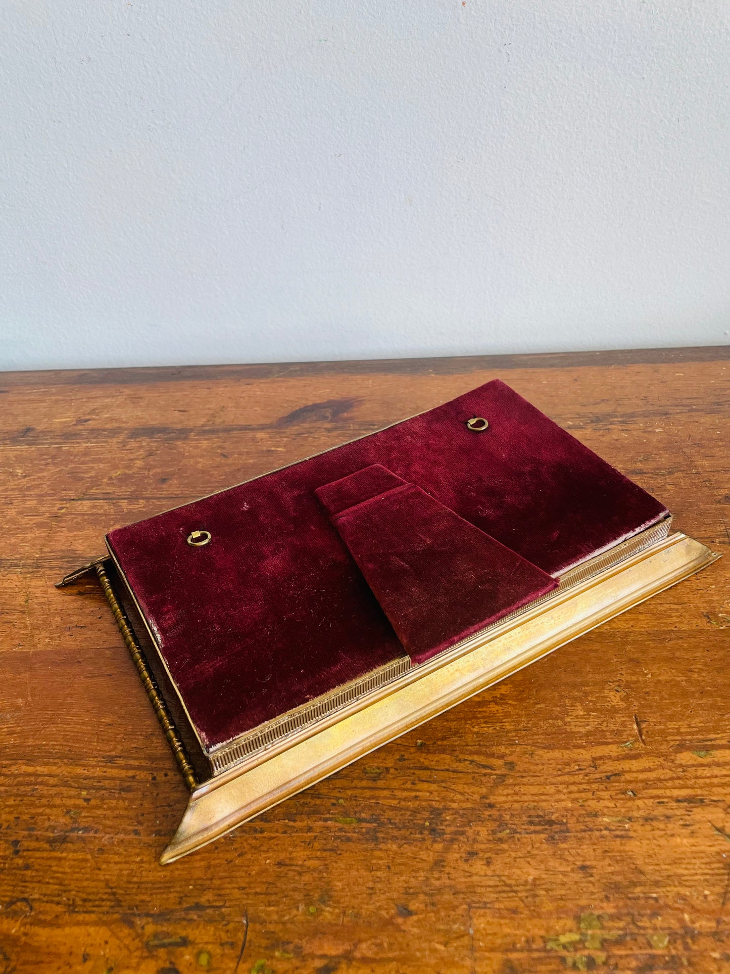 Vintage Unique Solid Brass Picture Frame with The Last Supper Religious Print Inside - Print Can Be Removed & Replaced - Easel Backing & Hooks for Hanging