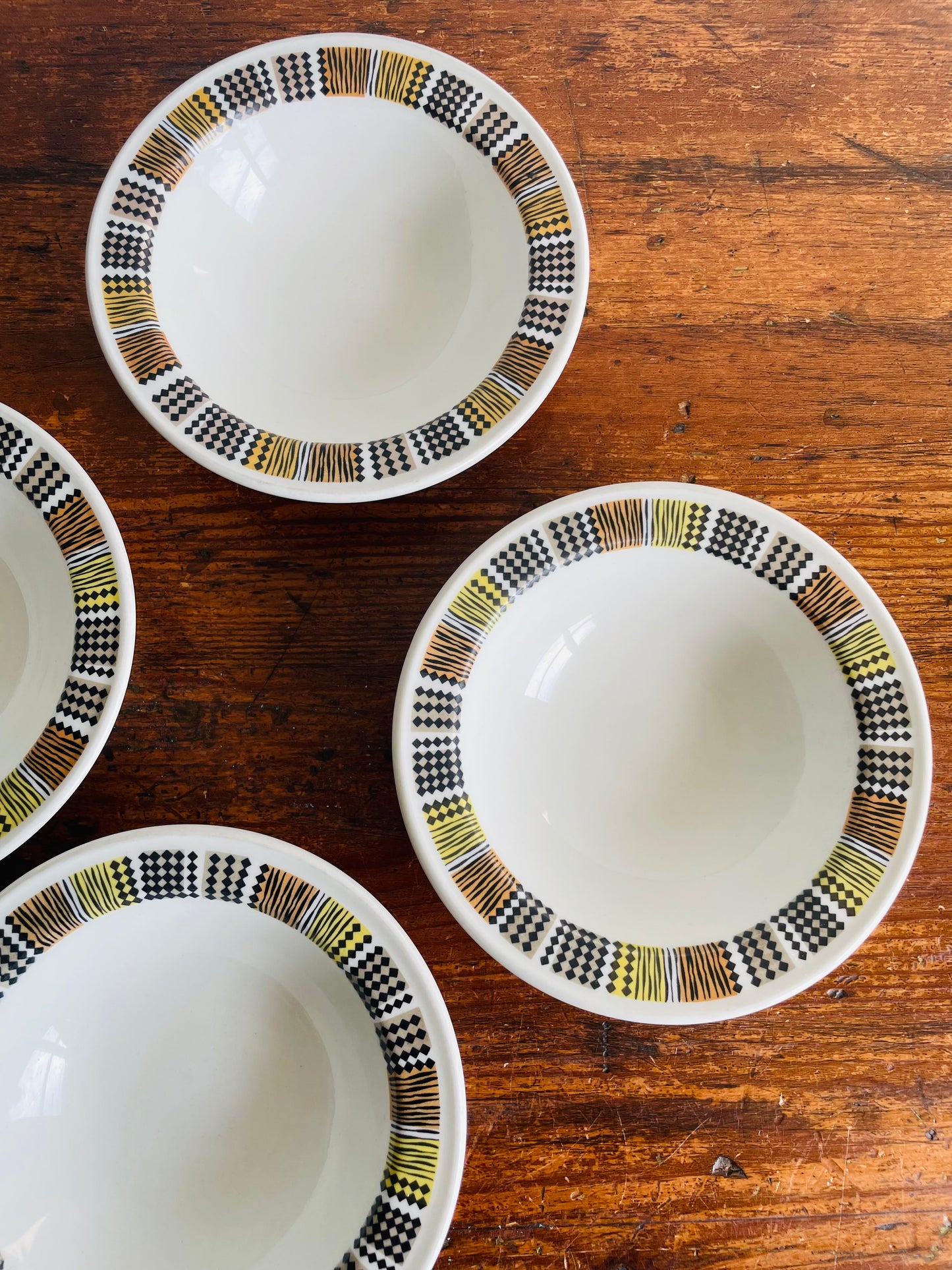 Ridgway Steelite Small Bowls with Tweed Pattern Rim - Vitreous China Hotelware - Made in England - Set of 4