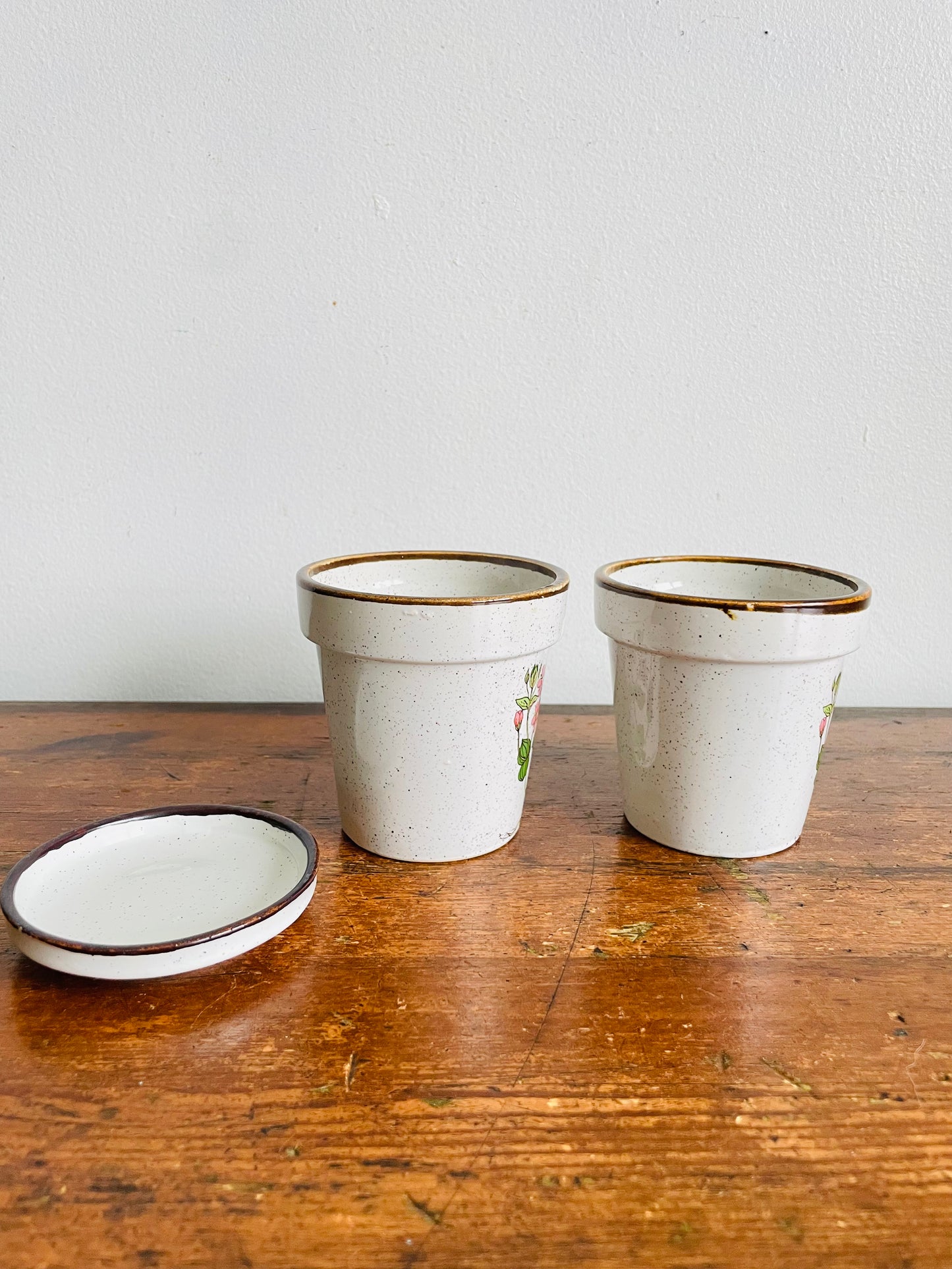 Vintage Takahashi Japan Small Speckled 3" Planter Pots with Pink Flower Design - Set of 3 Pieces - 2 Pots / 1 Pot Saucer