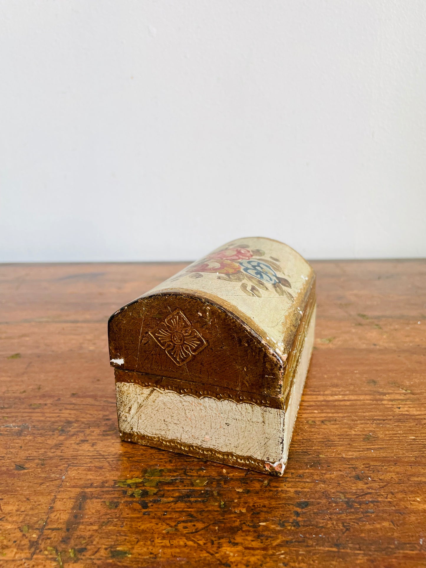 Vintage Florentine Wooden Trinket Box with Rounded Hinged Lid - Gold & Floral Hand Painted Design - Interior Lined