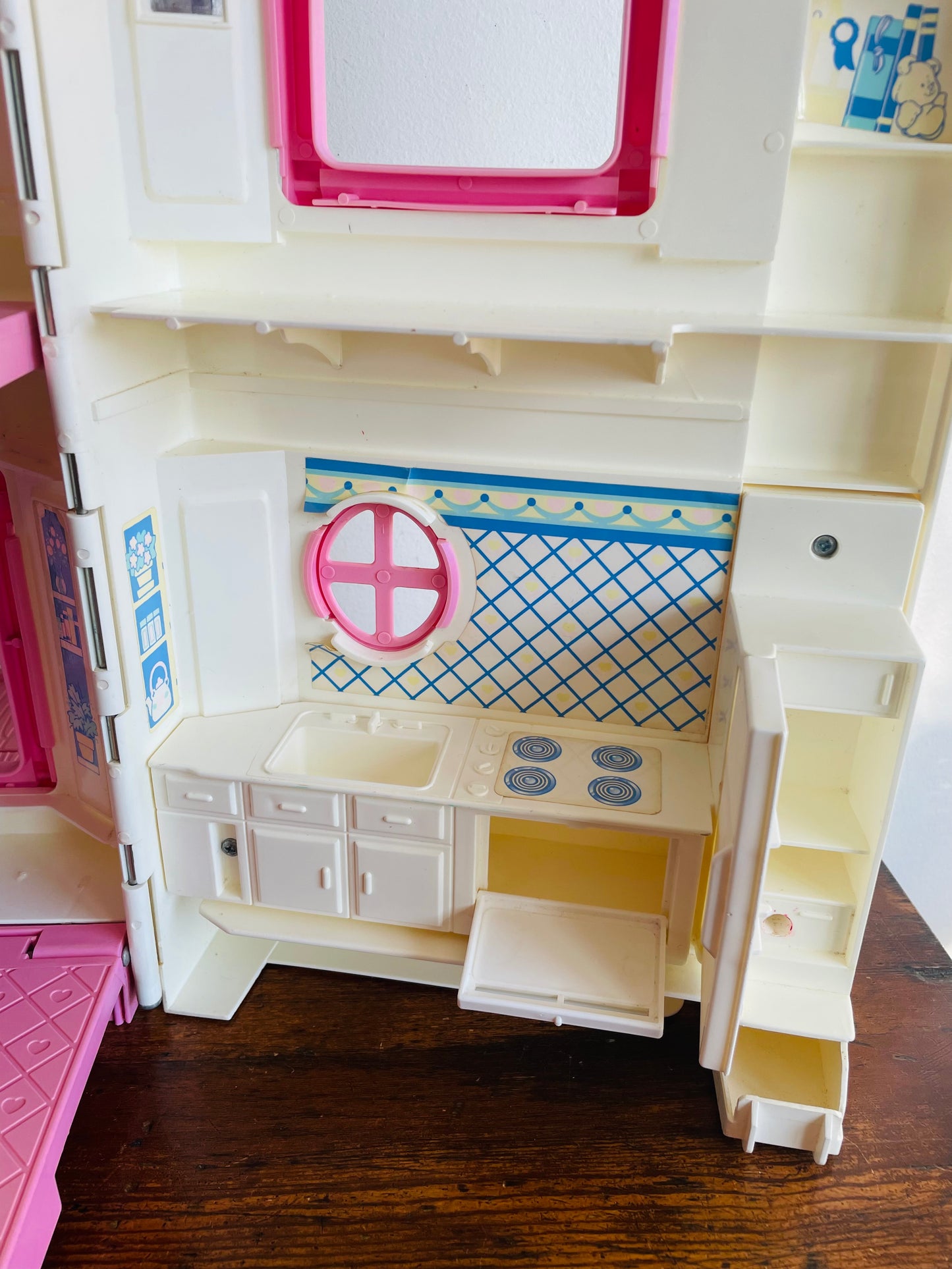 1993 Fisher Price Loving Family Folding Dream Dollhouse 6364 - Includes 15 Accessories - 6 Dolls & 9 Furniture Pieces