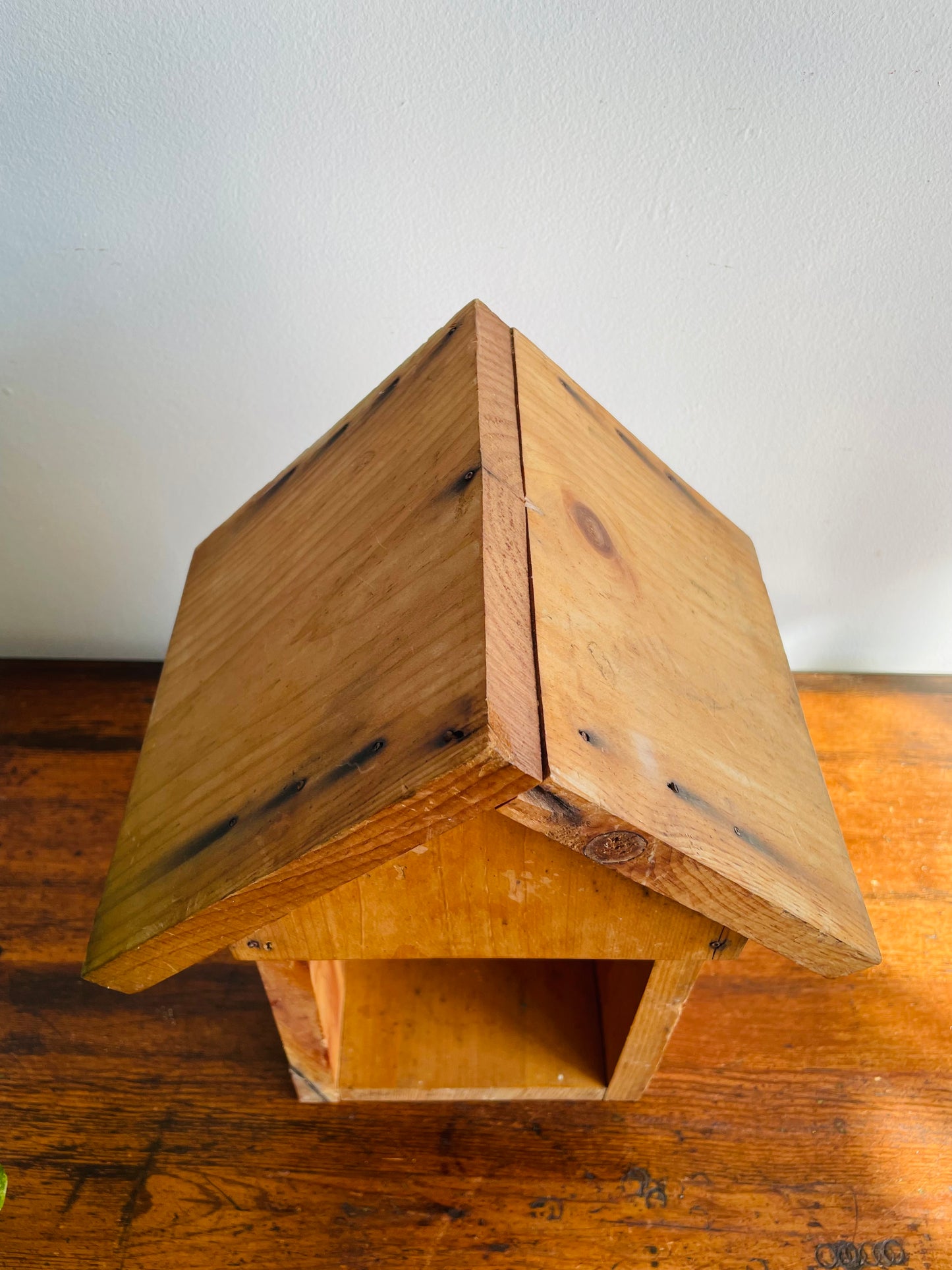 Wood Birdhouse Nesting Box