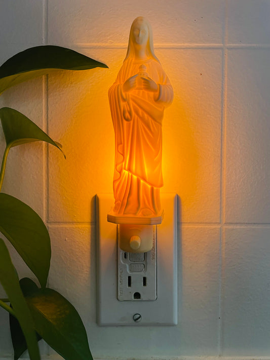 Vintage Molded Plastic Mary Night Light - Includes Brand New Bulb - Tested / Works!