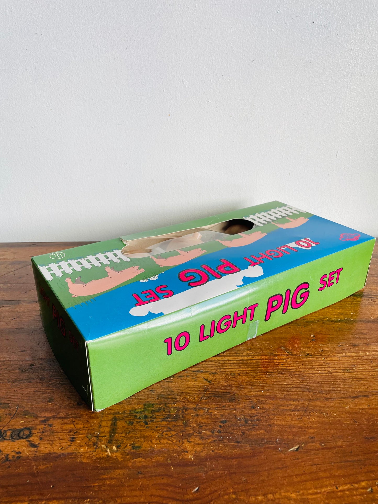 Vintage Brand New Pink Plastic Pigs 10 Light Set of String Lights in Original Box - Tested / Works!