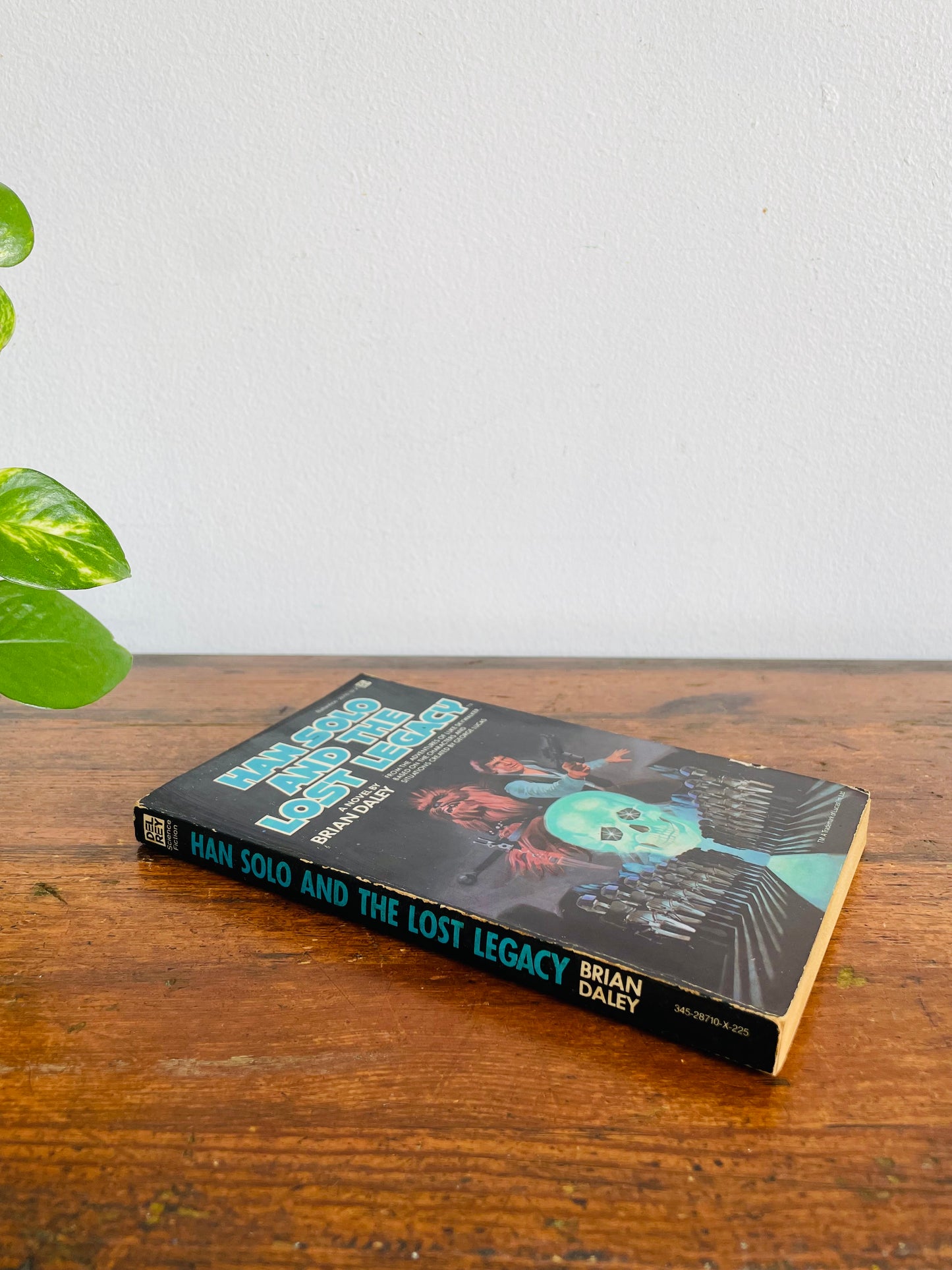 Vintage Han Solo And The Lost Legacy Star Wars Paperback Book by Brian Daley (1980)