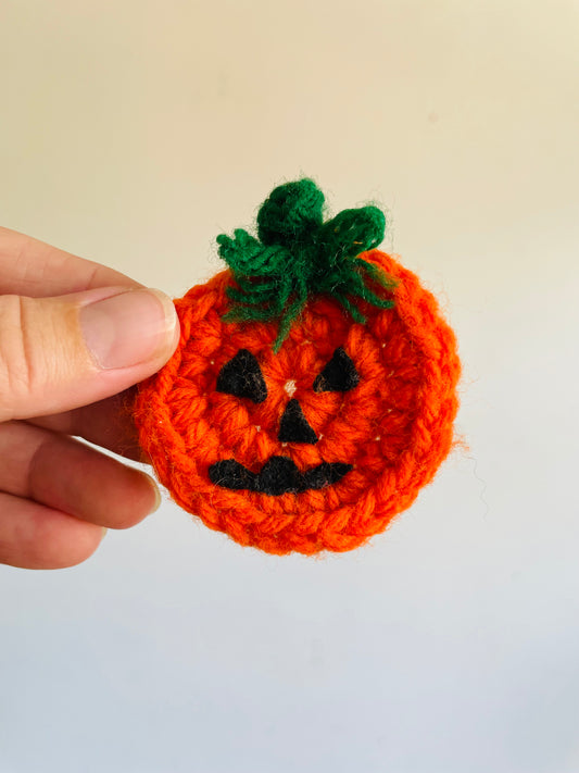 Vintage Handmade Crochet Halloween Pumpkin Jack-o-Lantern Pin