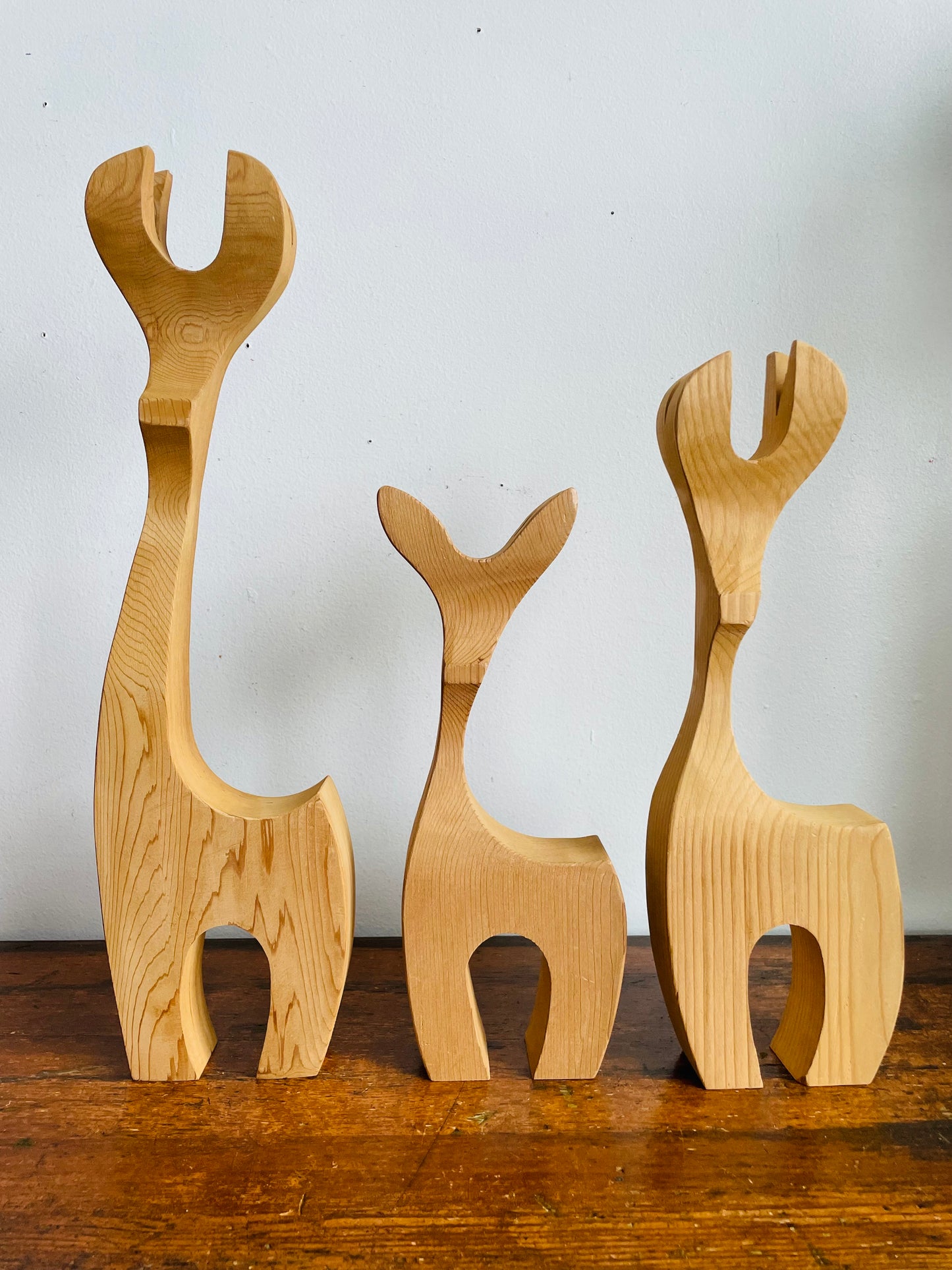 Vintage Mid-Century Modernist-Style Carved Wood Reindeer Sculptures - Set of 3