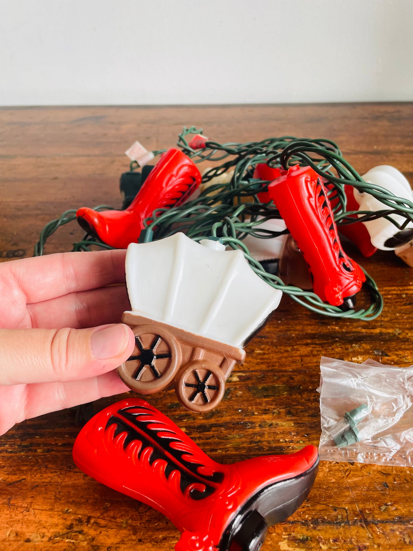 Vintage Alderbrook Western Cowboy Themed 10 Indoor Party String Lights - Box D (One Box)