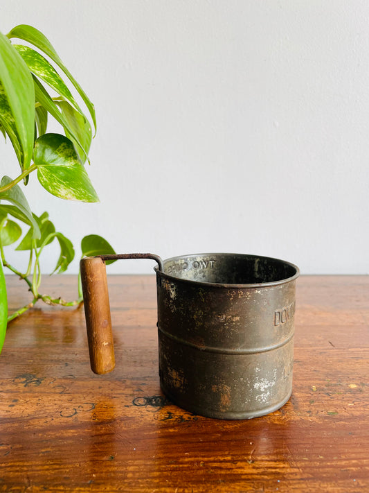 Dominion Seeds Ltd. London Canada 2 Cup Flour Sifter Cup with Wood Handle - Makes a Great Planter!