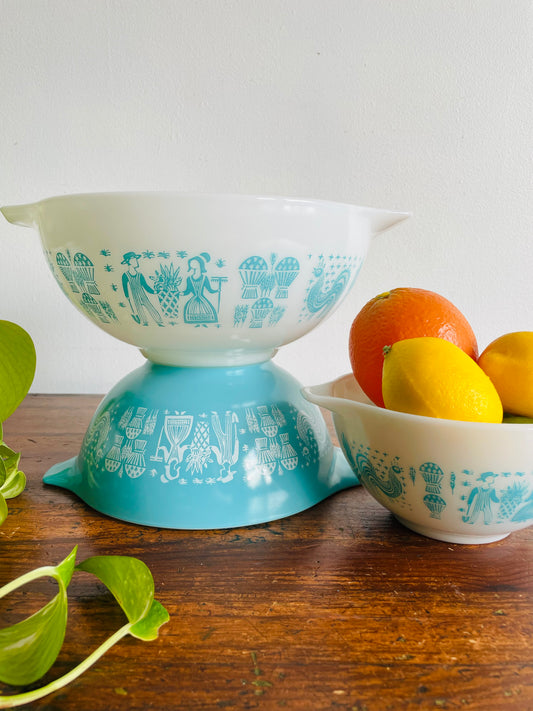 Pyrex 441, 442 & 443 Cinderella Nesting Bowls - Amish Butterprint Turquoise Pattern - Set of 3 Mixing Bowls