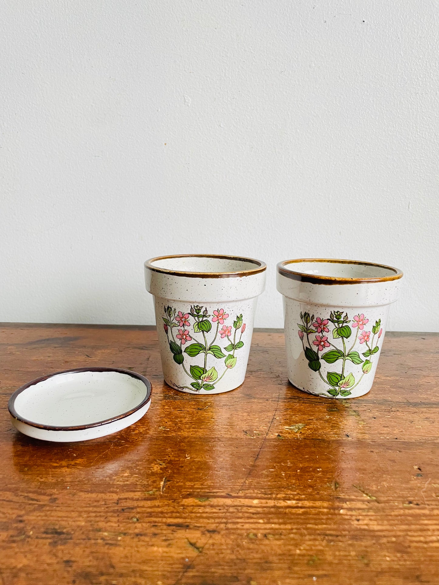 Vintage Takahashi Japan Small Speckled 3" Planter Pots with Pink Flower Design - Set of 3 Pieces - 2 Pots / 1 Pot Saucer