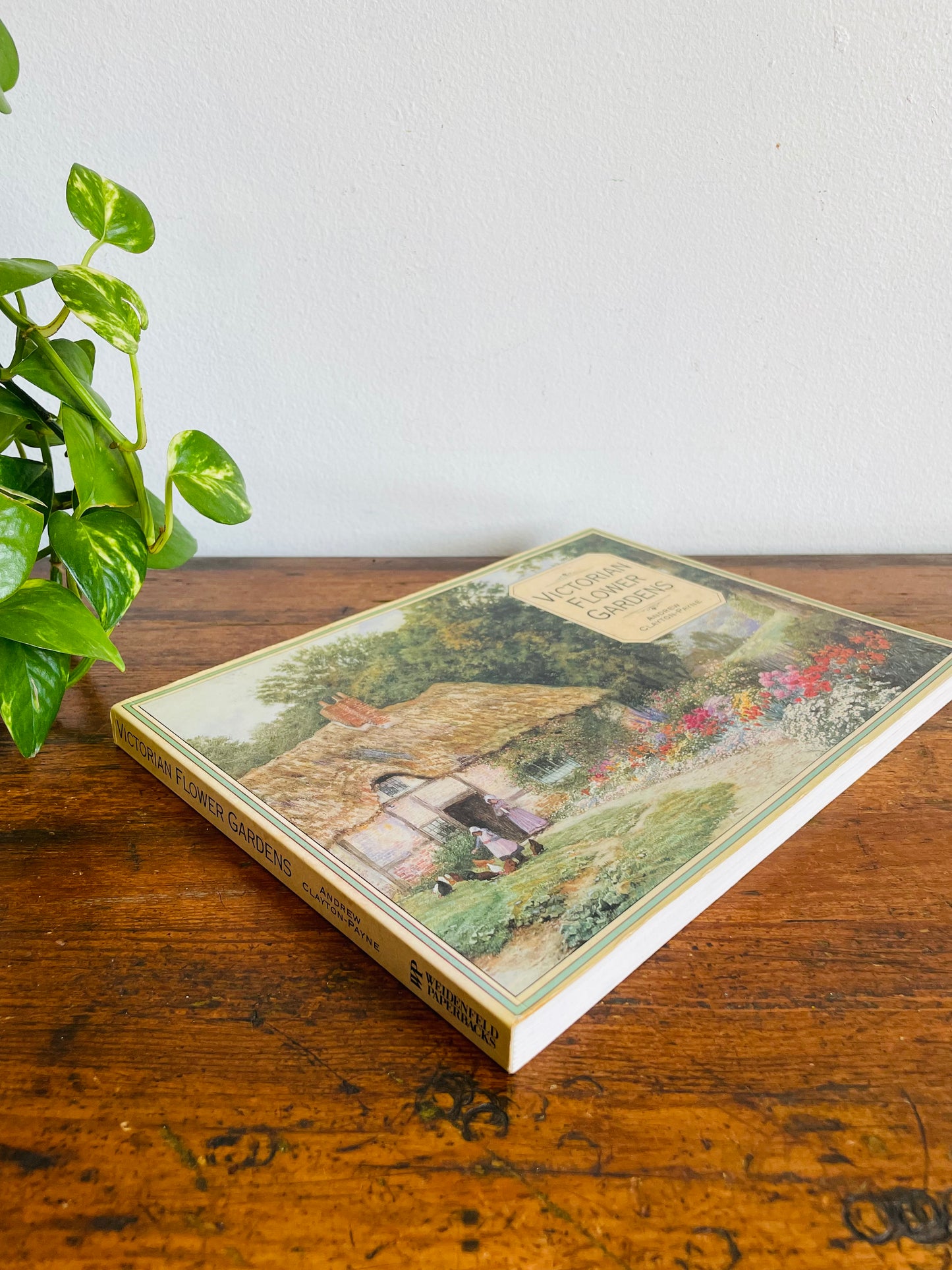 Vintage Victorian Flower Gardens Book by Andrew Clayton-Payne & Brent Elliott - Gorgeous Illustrations! (1988)