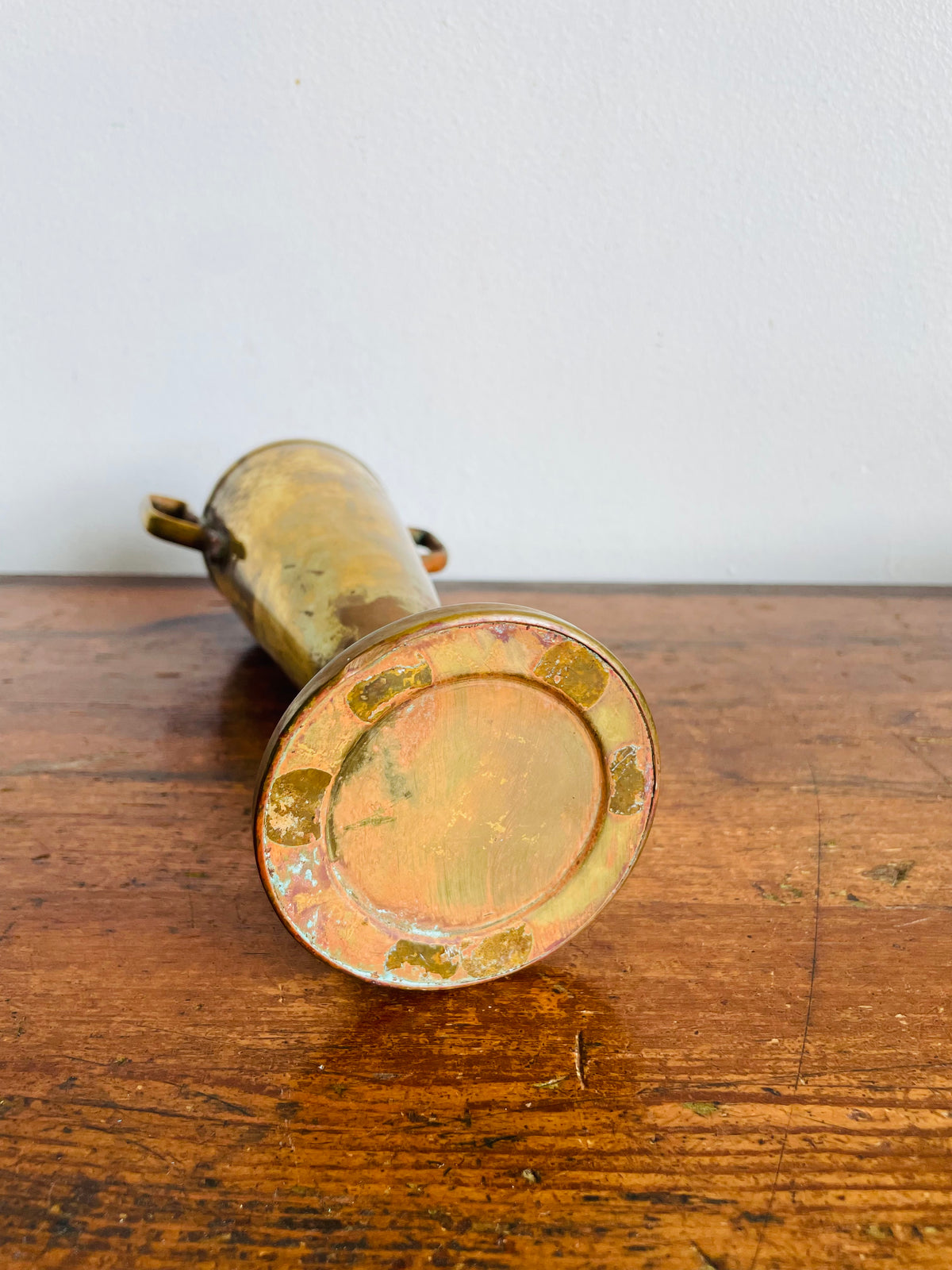 Vintage Brass Trophy Cup-Style Vase with Sand-Filled Base, Twin Handles & Aged Patina - Flowers, Feathers, Long Matches, Incense