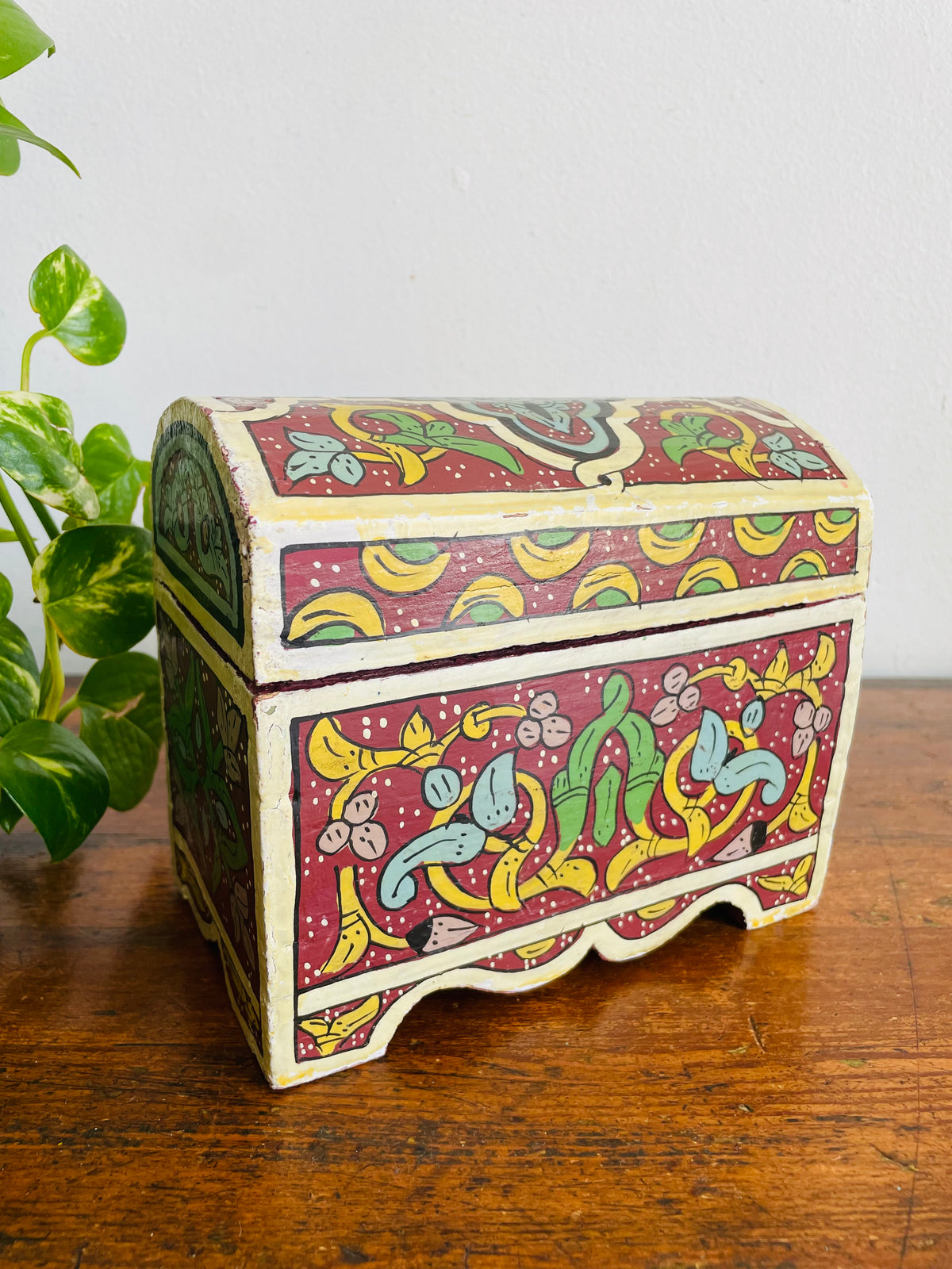 Vintage Moroccan Hand-Painted Wood Jewellery Trinket Treasure Chest Box with Hinged Lid & Colourful Bright Folk Art Design