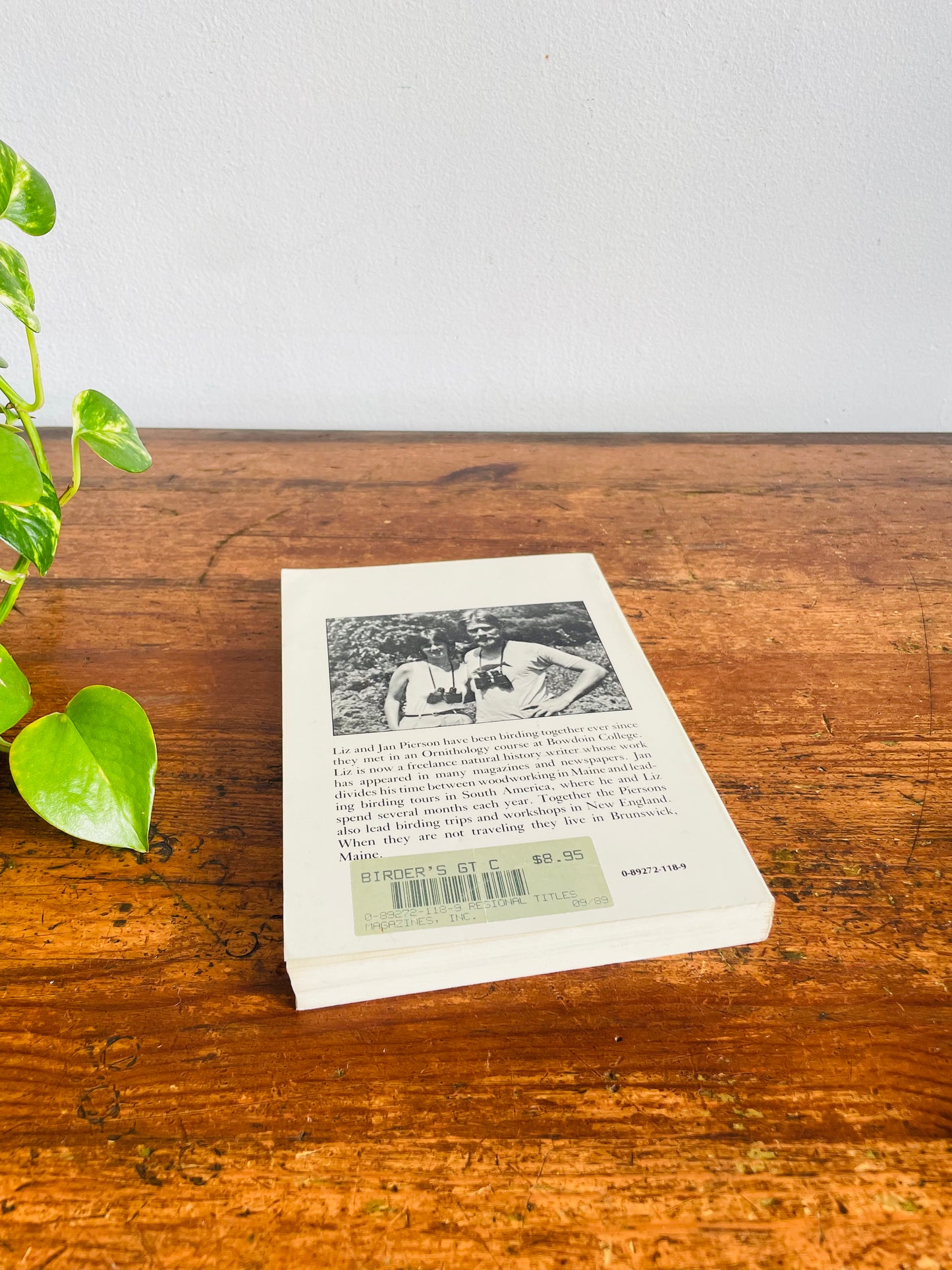 Vintage A Birder's Guide to the Coast of Maine Paperback Book by Elizabeth Cary Pierson & Jan Erik Pierson (1981)