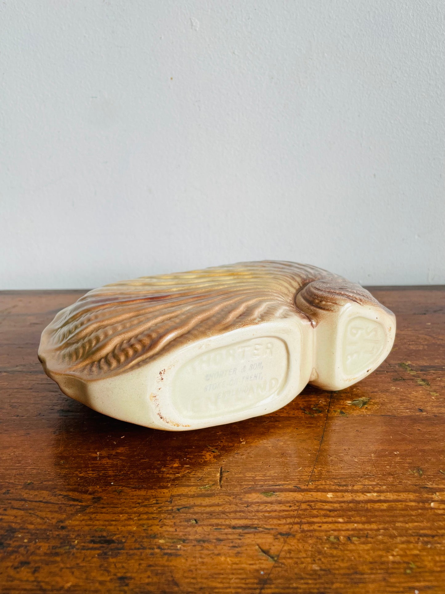 Vintage 1920s Art Deco Shorter & Son 319 L/S Narrow Nautilus Shell Vase - Also Great for Holding Mail - Stoke-On-Trent England