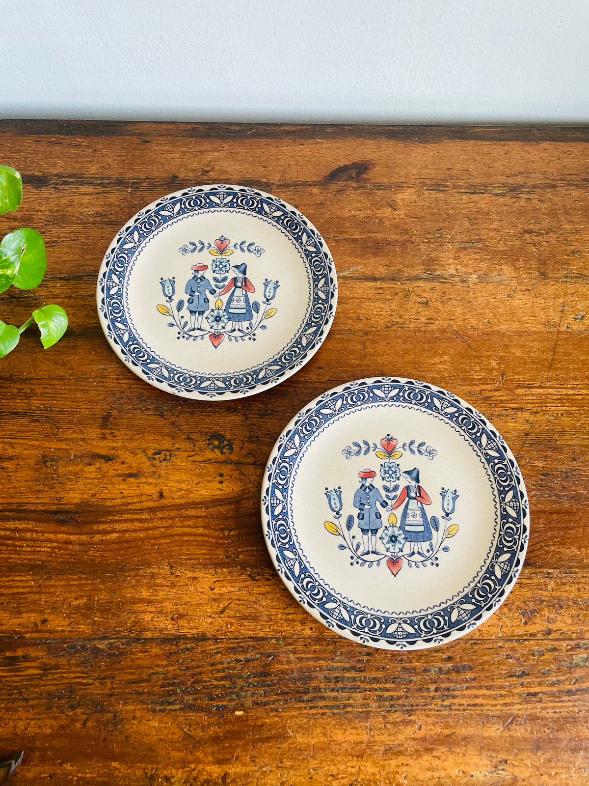 Vintage Johnson Brothers Hearts & Flowers Staffordshire England Old Granite Ironstone 8" Side Dish Plates - Set of 2