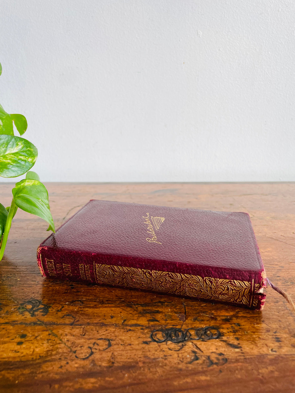 Antique Early 1900s Dombey And Son Leather Bound Book by Charles Dickens - Collins Clear-Type Press
