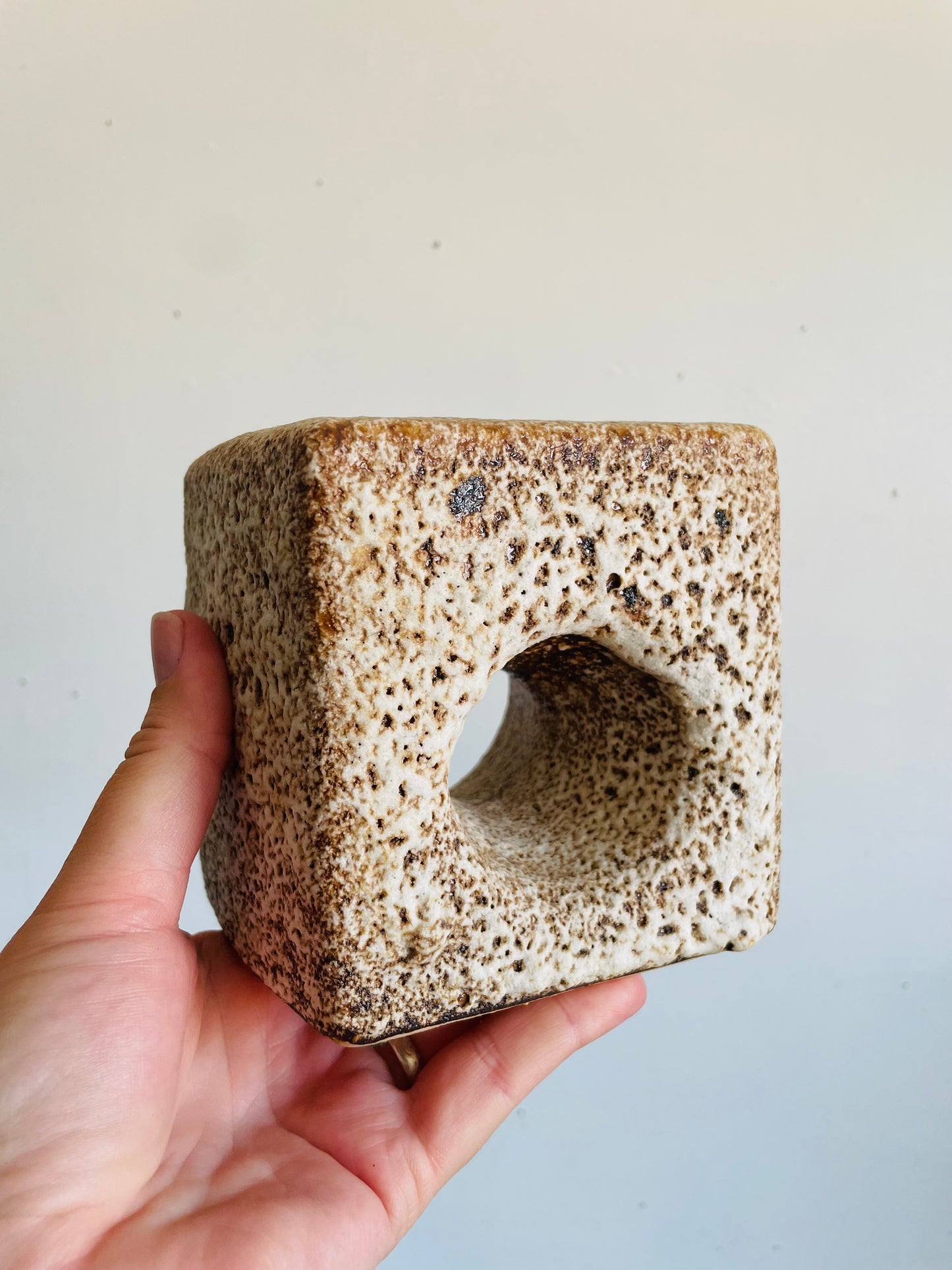 Vintage 1970s MCM Vest Keramiek Van Woerden Fat Lava Block Chimney Vase - Dutch Mid-Century Design - Made in The Netherlands