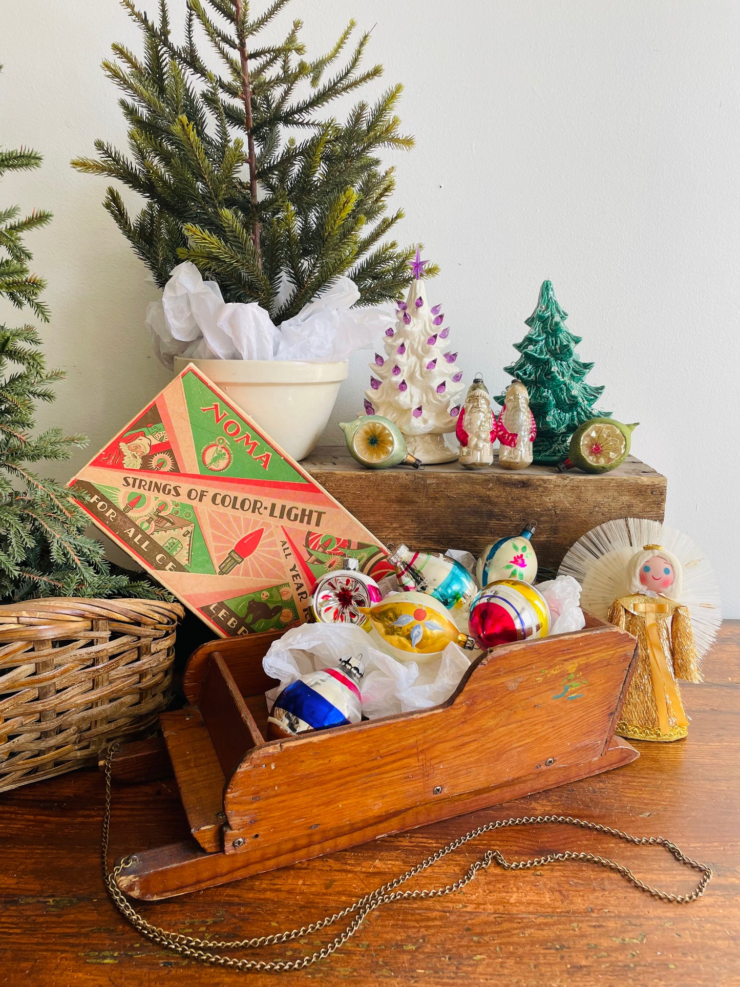 Adorable Doll Sized Wooden Sleigh with Brass Chain Rope - Makes a Great Centrepiece, Ornament Holder, Etc.!