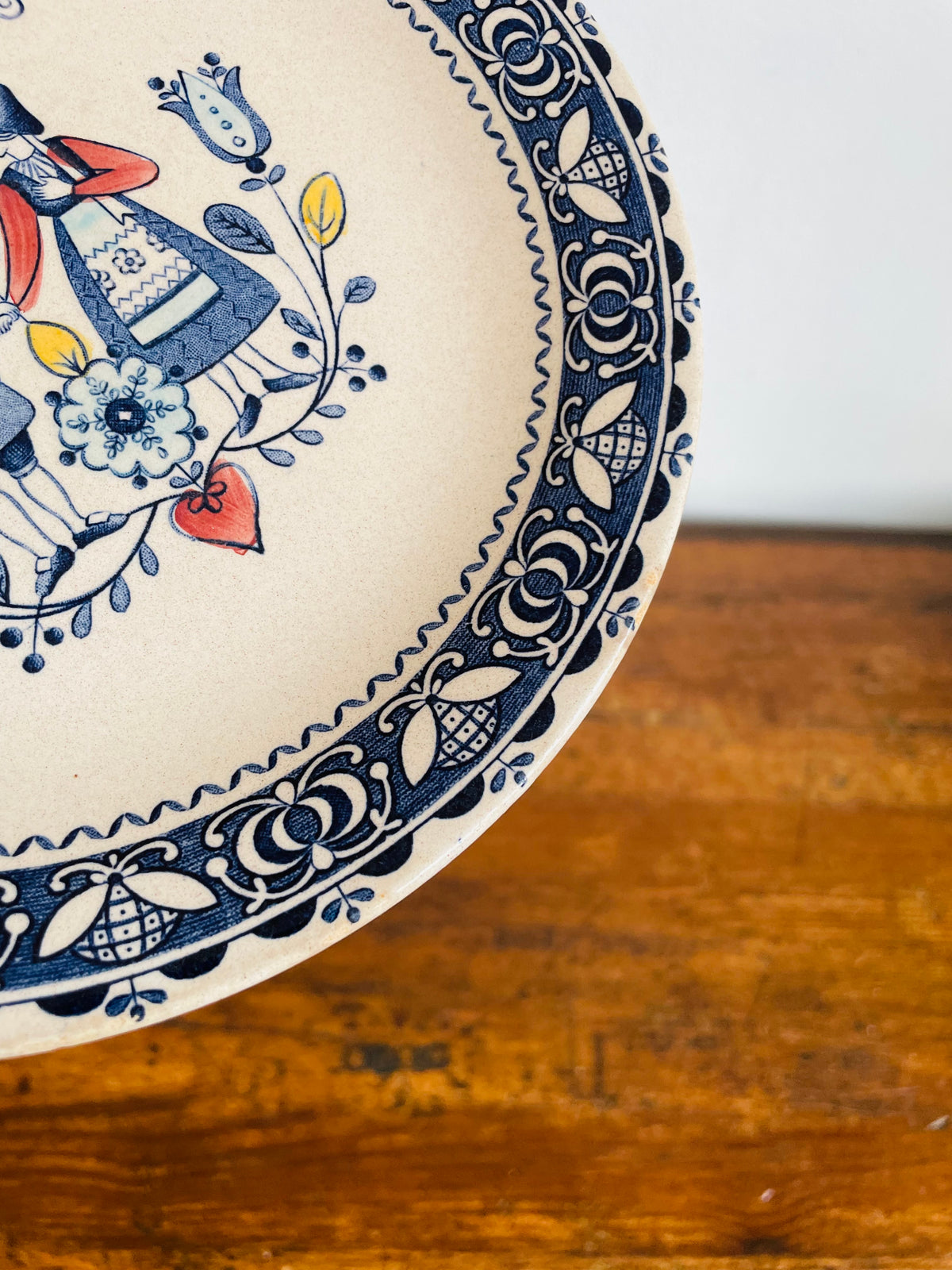 Vintage Johnson Brothers Hearts & Flowers Staffordshire England Old Granite Ironstone 8" Side Dish Plates - Set of 2