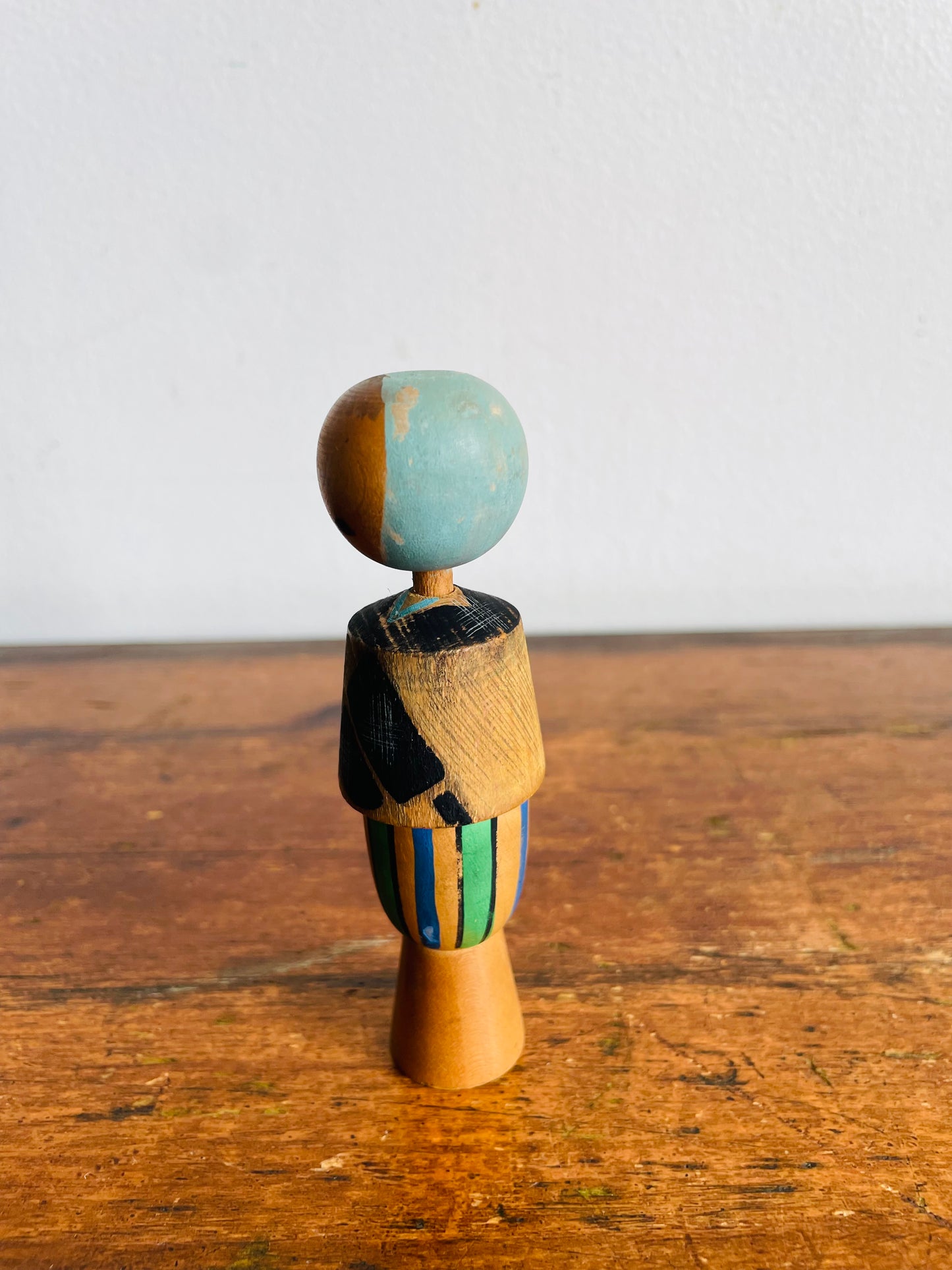 Vintage 4.25" Tall Japanese Wooden Kokeshi Bobblehead Doll with Black, Blue & Green Dress