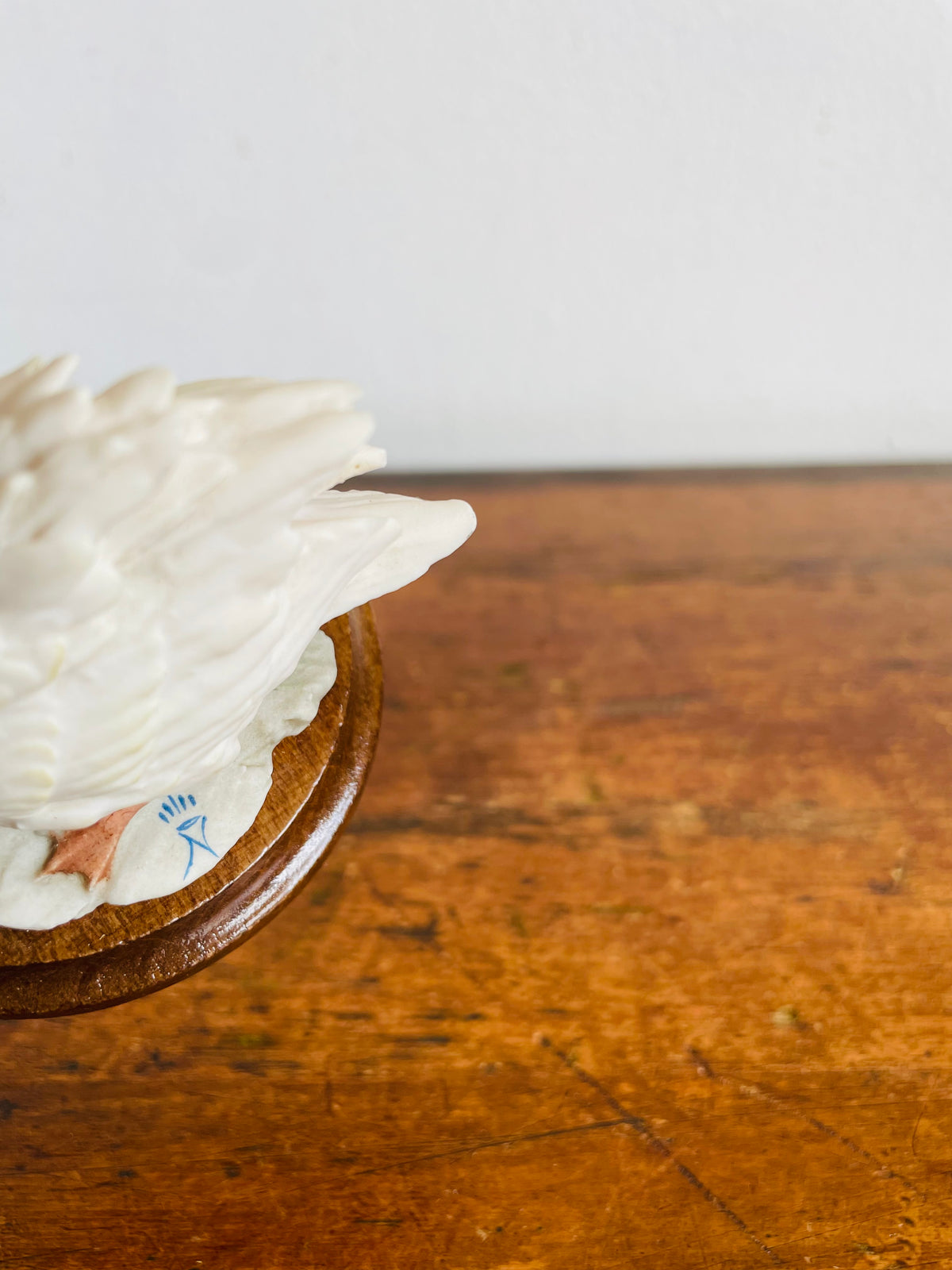 Vintage Swan Bird Mother & Baby Cygnet Ceramic Figurine on Wood Base