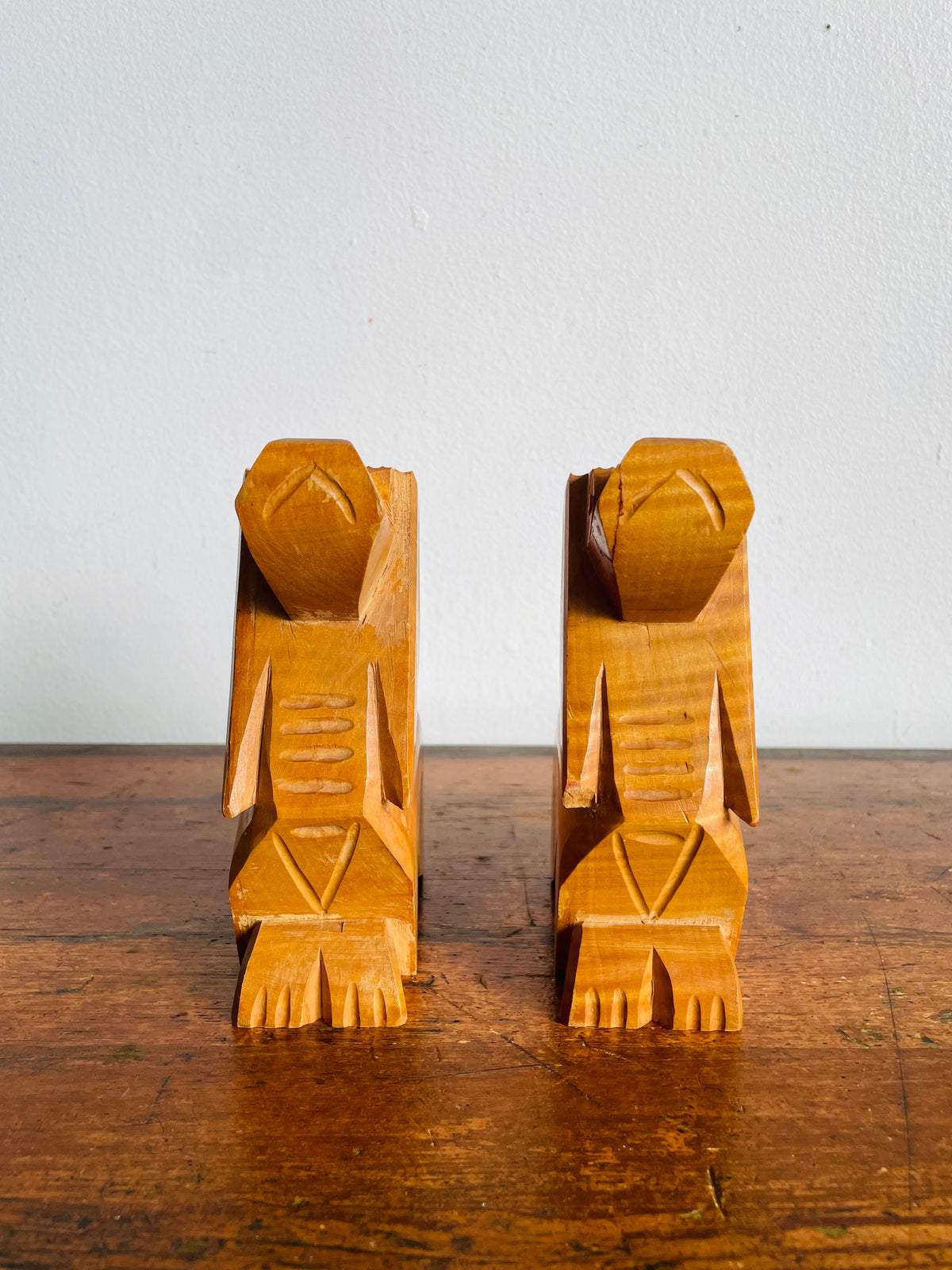 Vintage Carved Wood Hound Dog Bookends - Set of 2