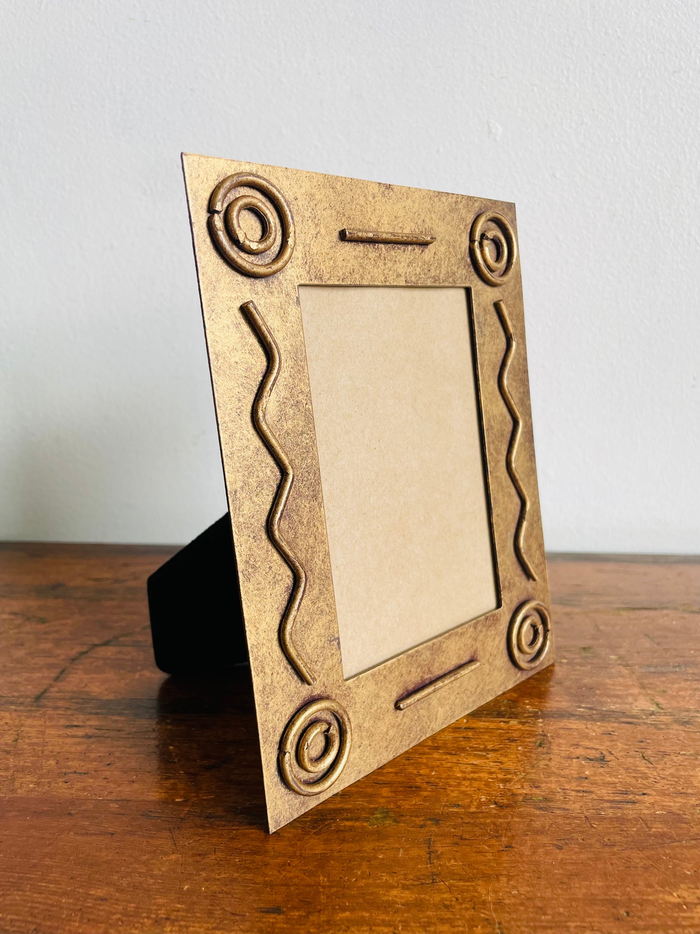 Vintage 1990s Style Gold Tone Metal Picture Frame with Swirl & Squiggle Design - Easel Backing - 3" x 4.5" Photo Size