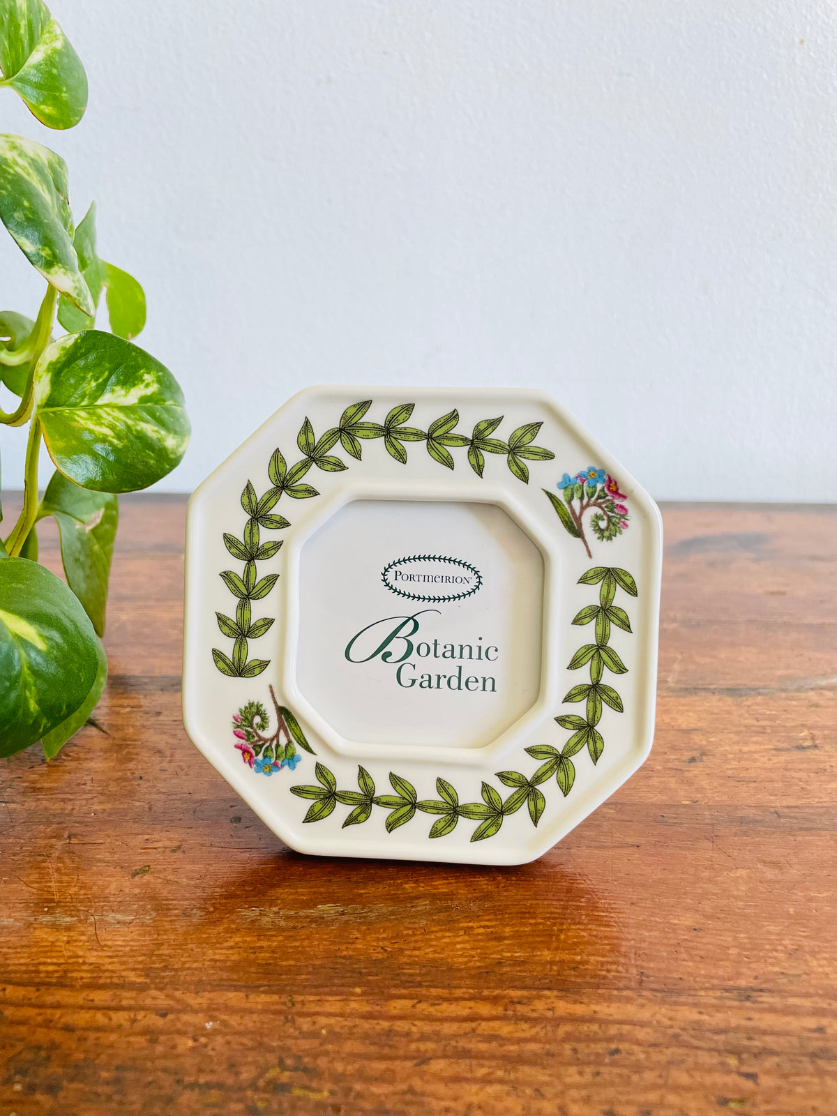 Vintage Portmeirion Botanic Garden Octagon-Shaped Miniature Picture Frame with Easel Back & Flower & Leaf Design - 2" x 2" Photo Size