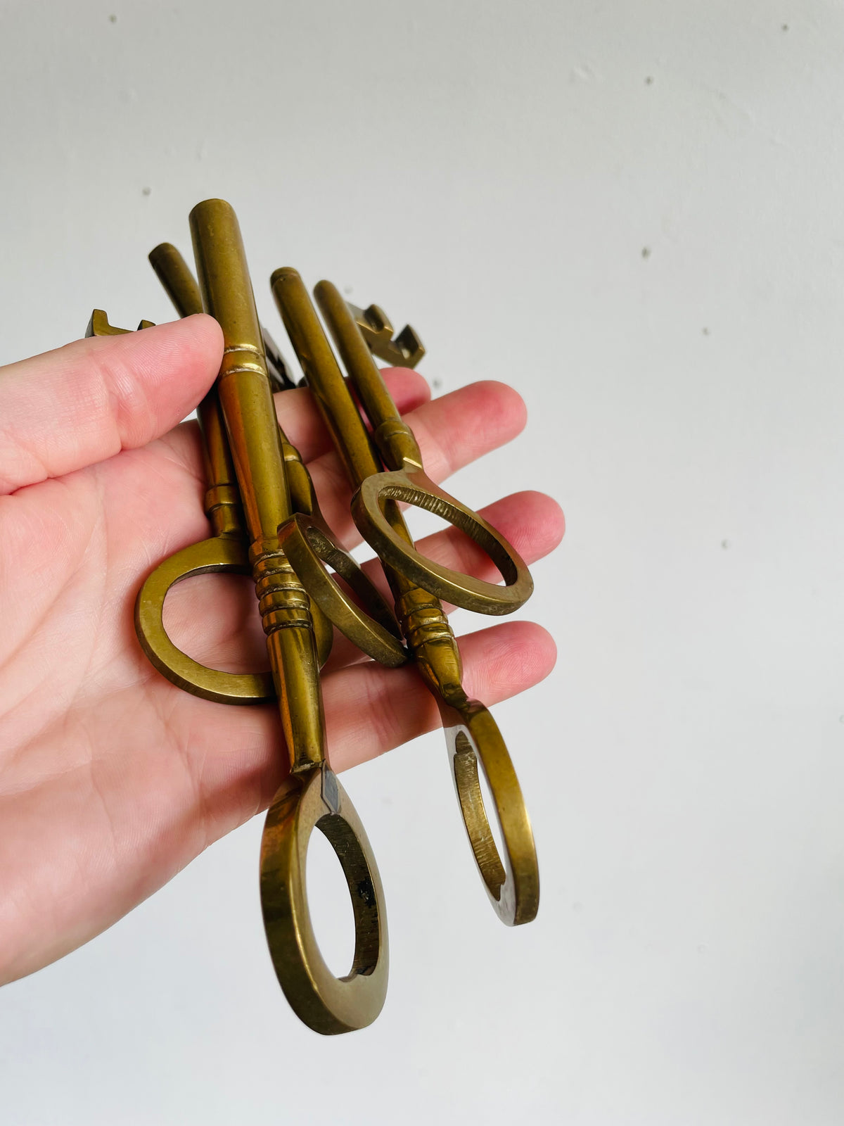 Vintage Collection of Solid Brass Skeleton Keys - Set of 5 - Made in India