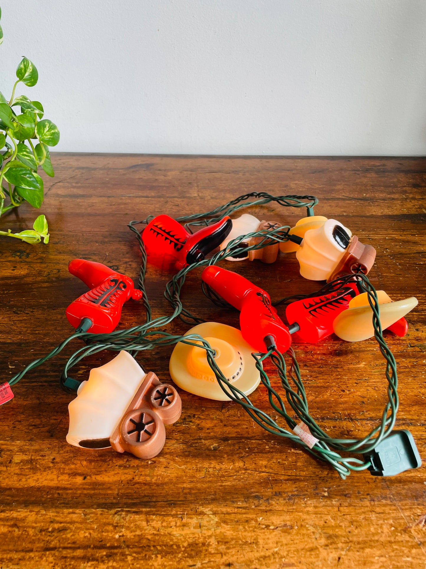 Vintage Alderbrook Western Cowboy Themed 10 Indoor Party String Lights - Box A (One Box) - One Bulb Needs Replacing