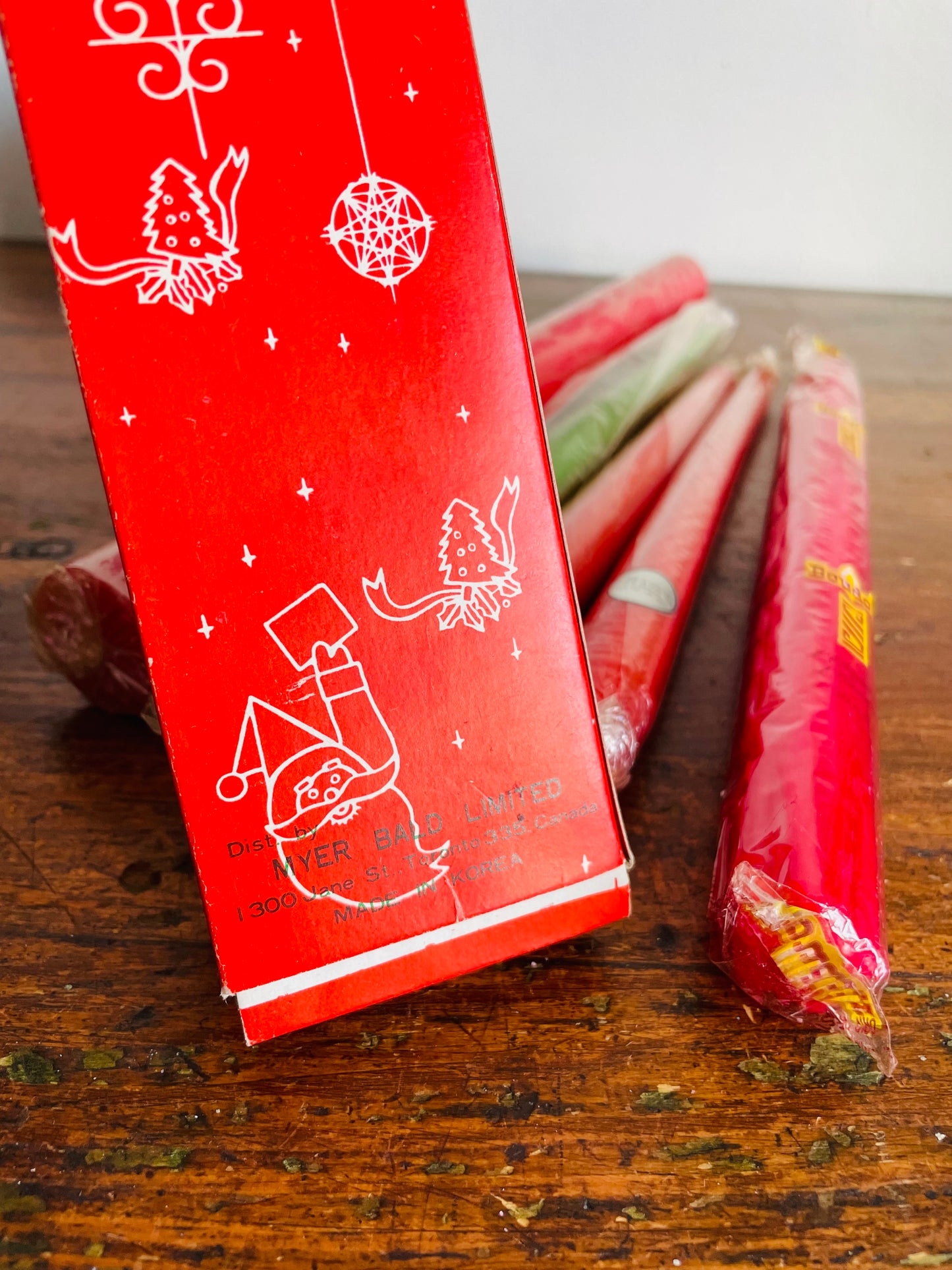 Brand New Vintage Collection of Christmas Candles in Wicker Basket - Assorted Sizes & Shapes, Red & Green - Includes Santa Face Candles in Original Box - Set of 12 Candles + Basket