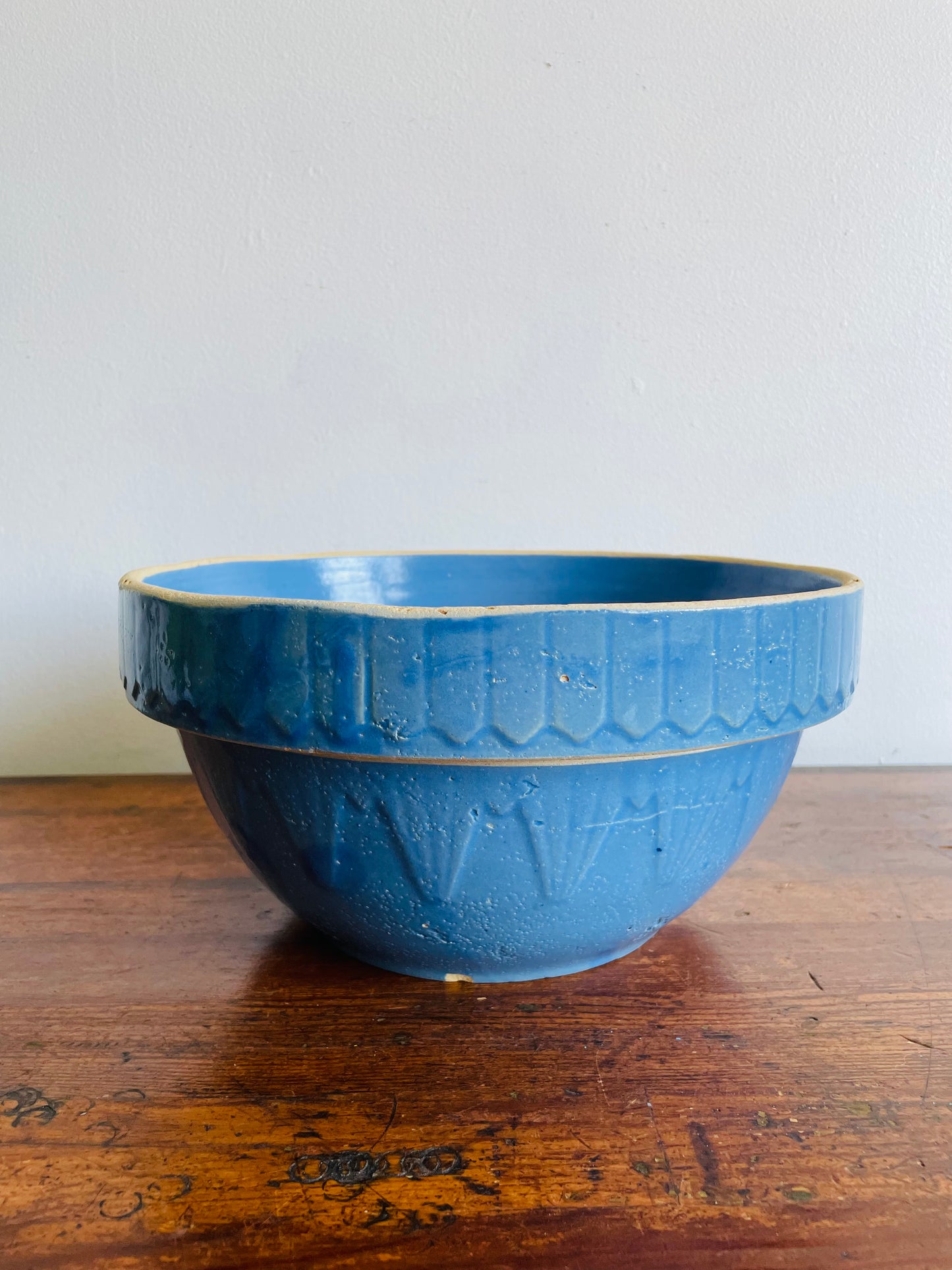 Large Blue Salt Glaze Stoneware Pottery Mixing Bowl with Picket Fence & Inverted Triangle Design