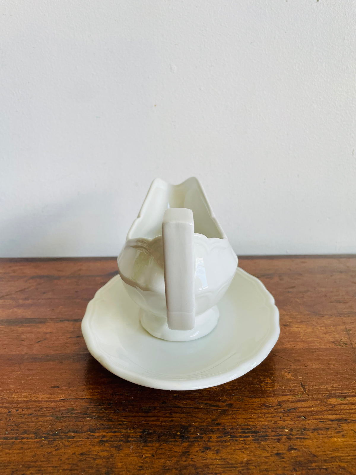 Vintage Royal Staffordshire Heirloom English Ironstone by J & G Meakin Gravy Sauce Boat & Plate - Made in England