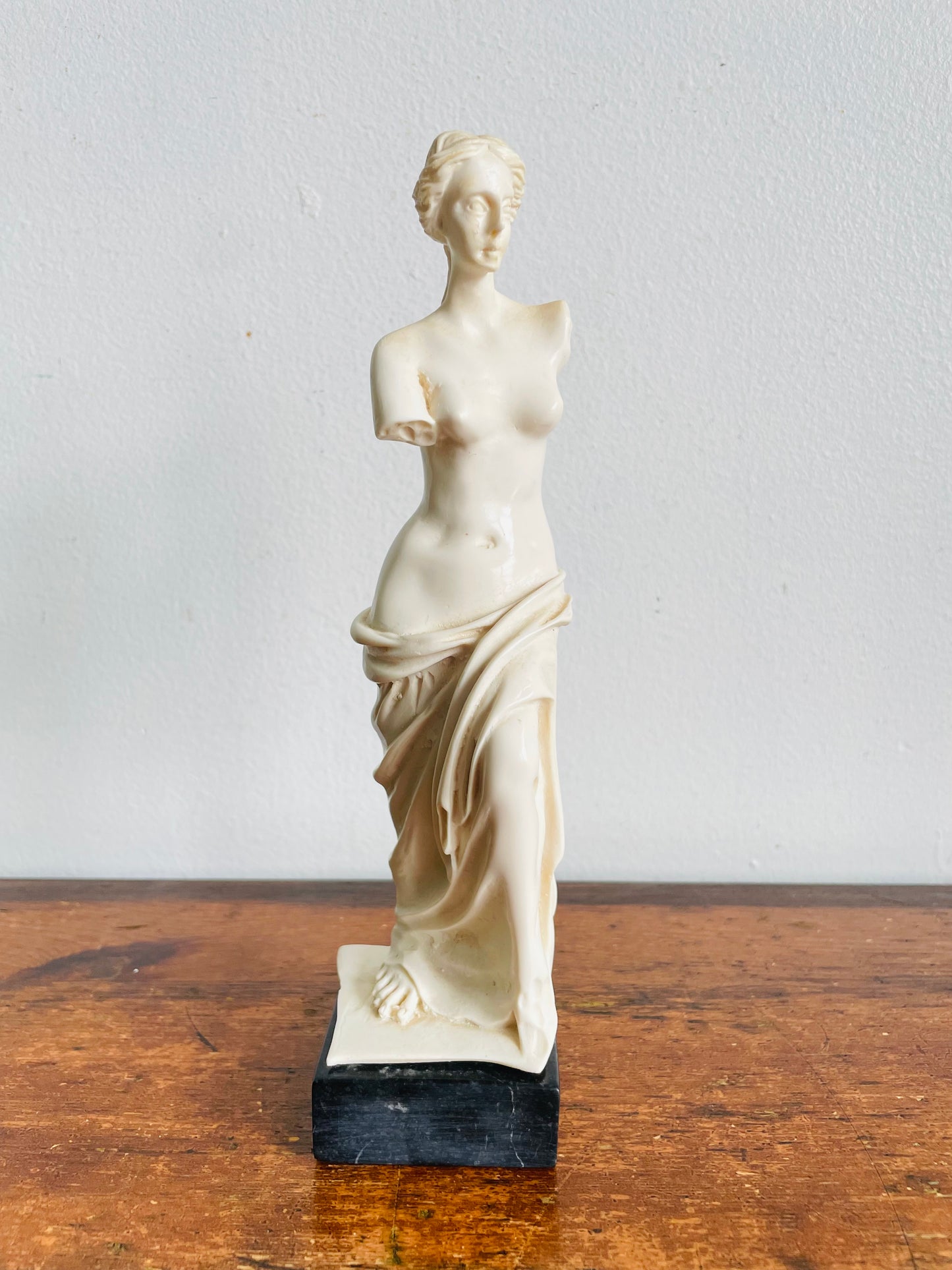 Vintage Reproduction Venus de Milo Nude Female Statue