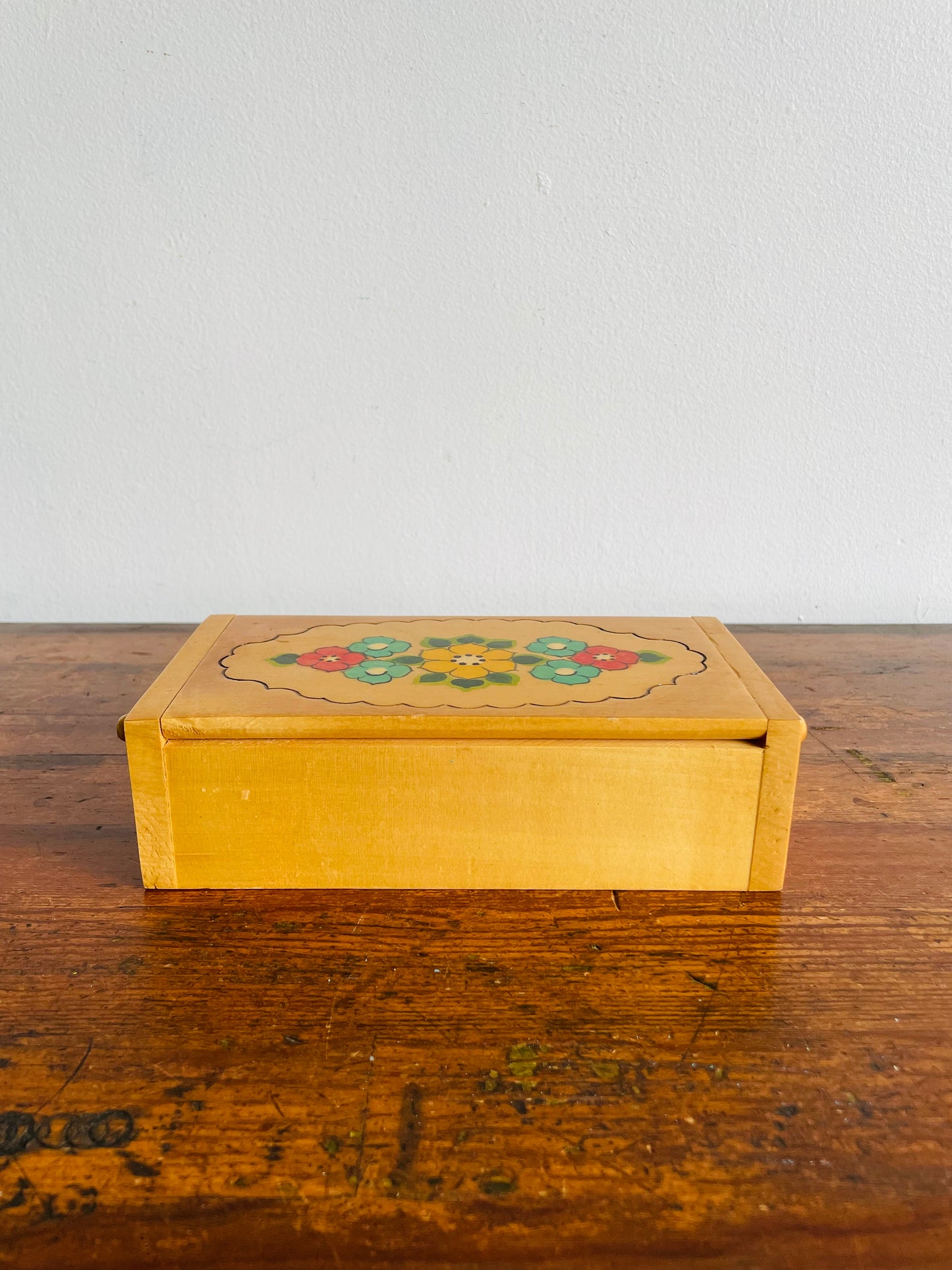 Russian Folk Art Wood Jewellery Box with Hinged Lid & Hand Painted Flower Design