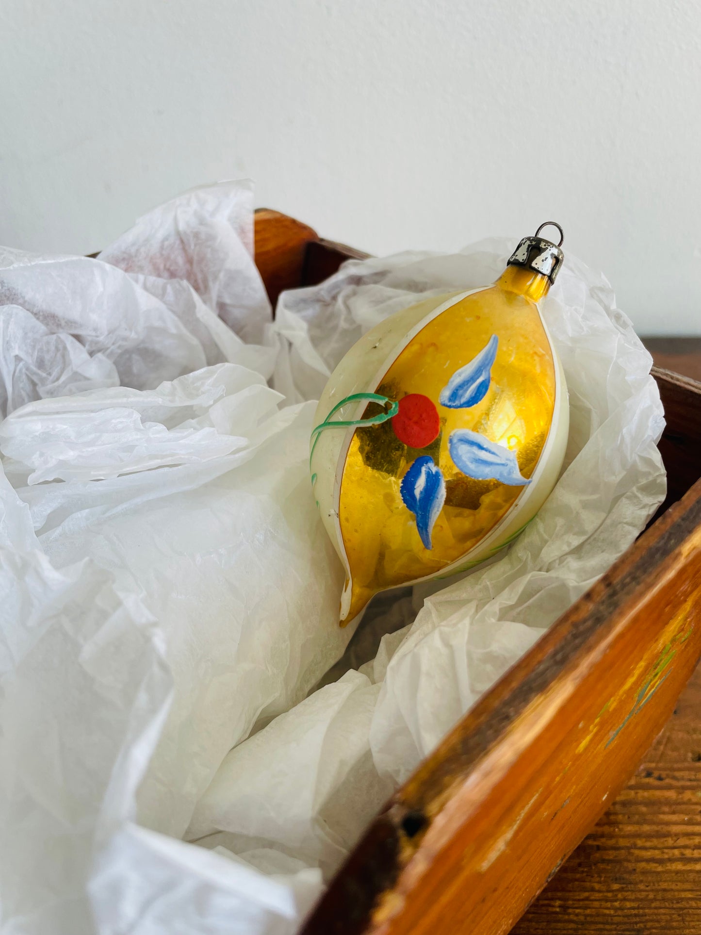 Yellow & White Glass Ornament with Flower Design