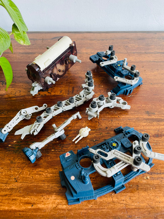 1983 TOMY Zoids Giant ZRK Bigasauru Toy Model Parts - 8 Pieces - For Parts or Repair - Made in Japan