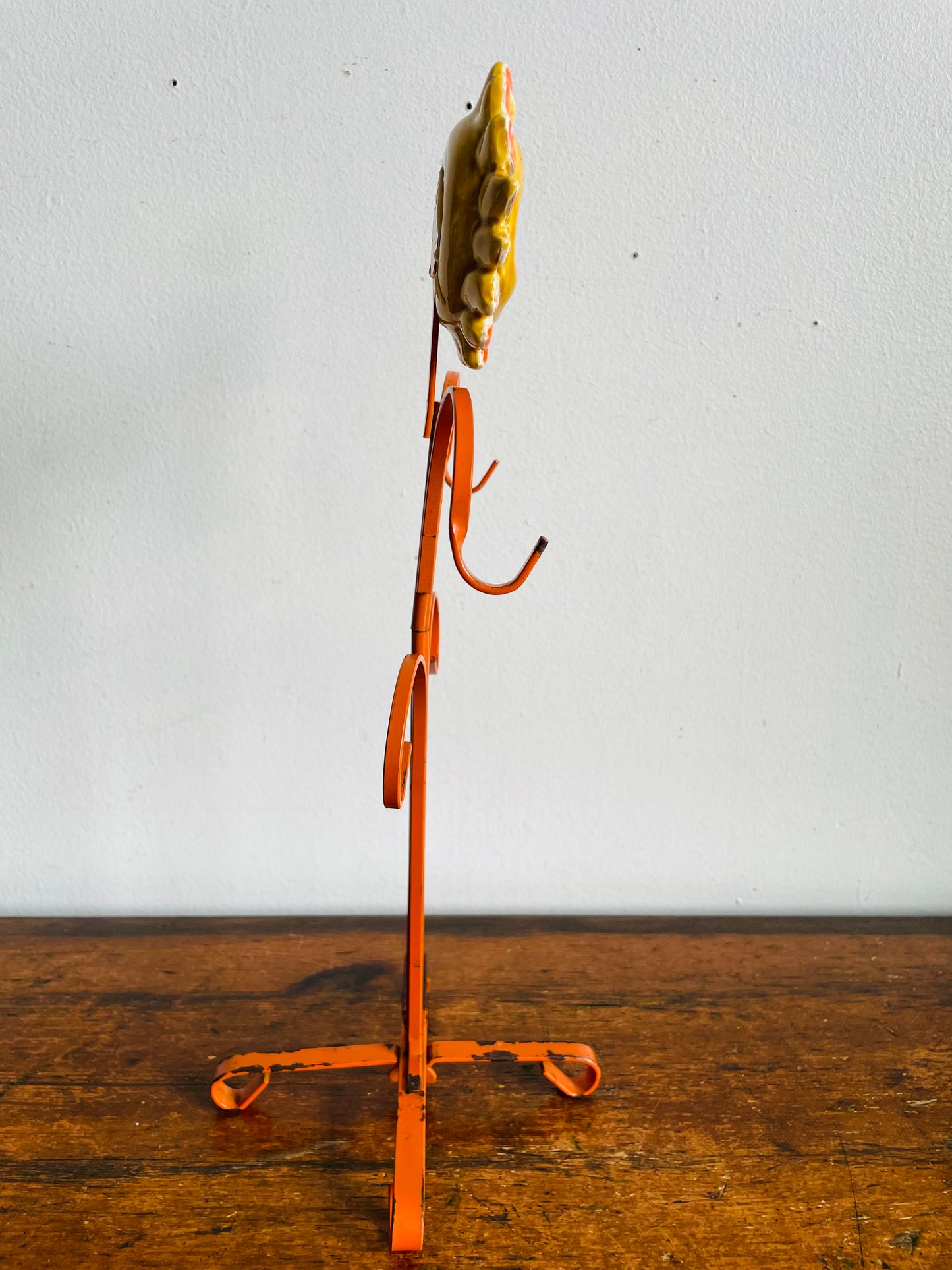 Vintage Bright, Fun & Adorable Metal Orange Sunshine Mug Tree Rack Hook Hanger - Could Also Be Used to Hang Jewellery!